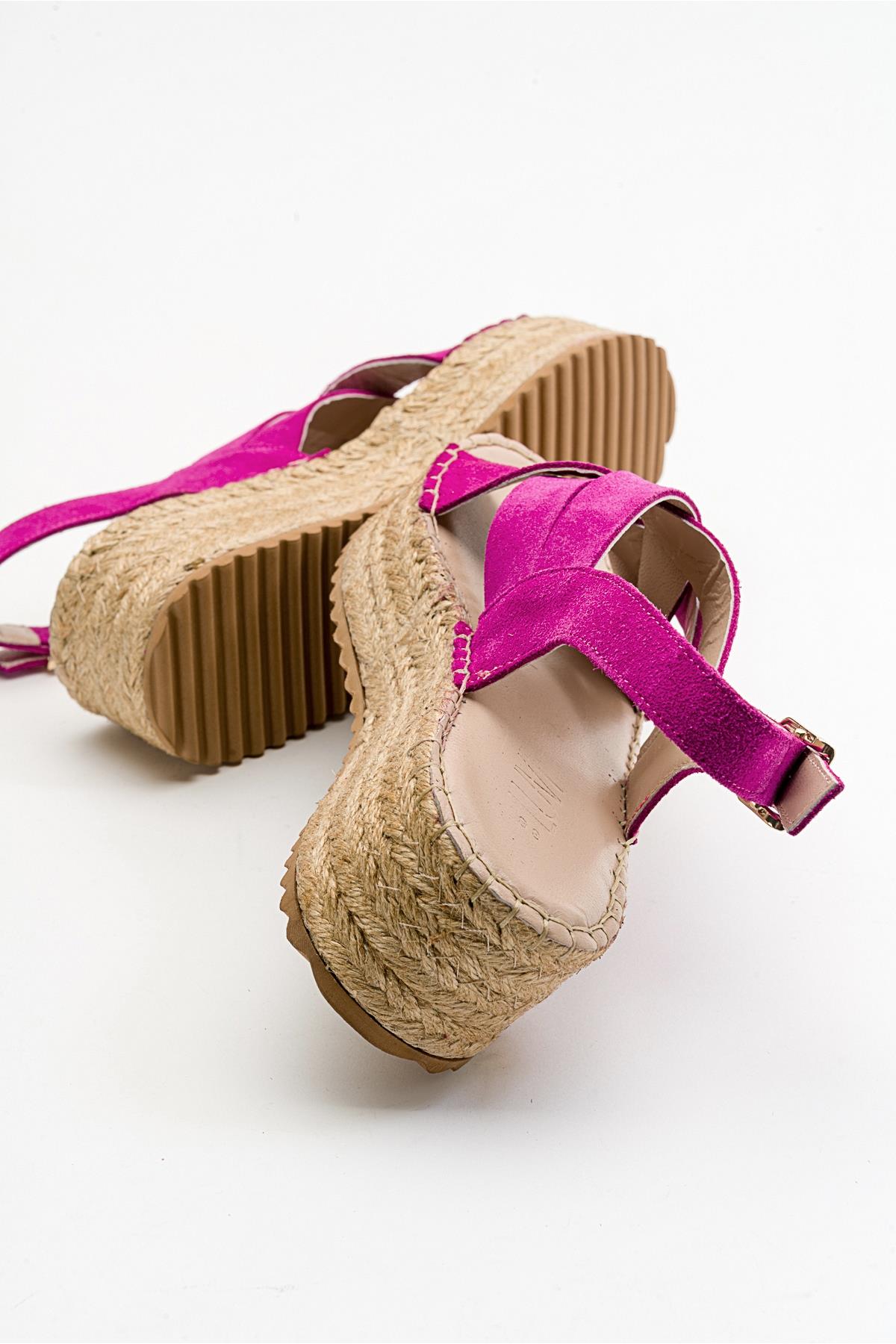 Lontano - Fuchsia Suede Leather Platform Sandal – detail view showing leather, suede, Vowalisse