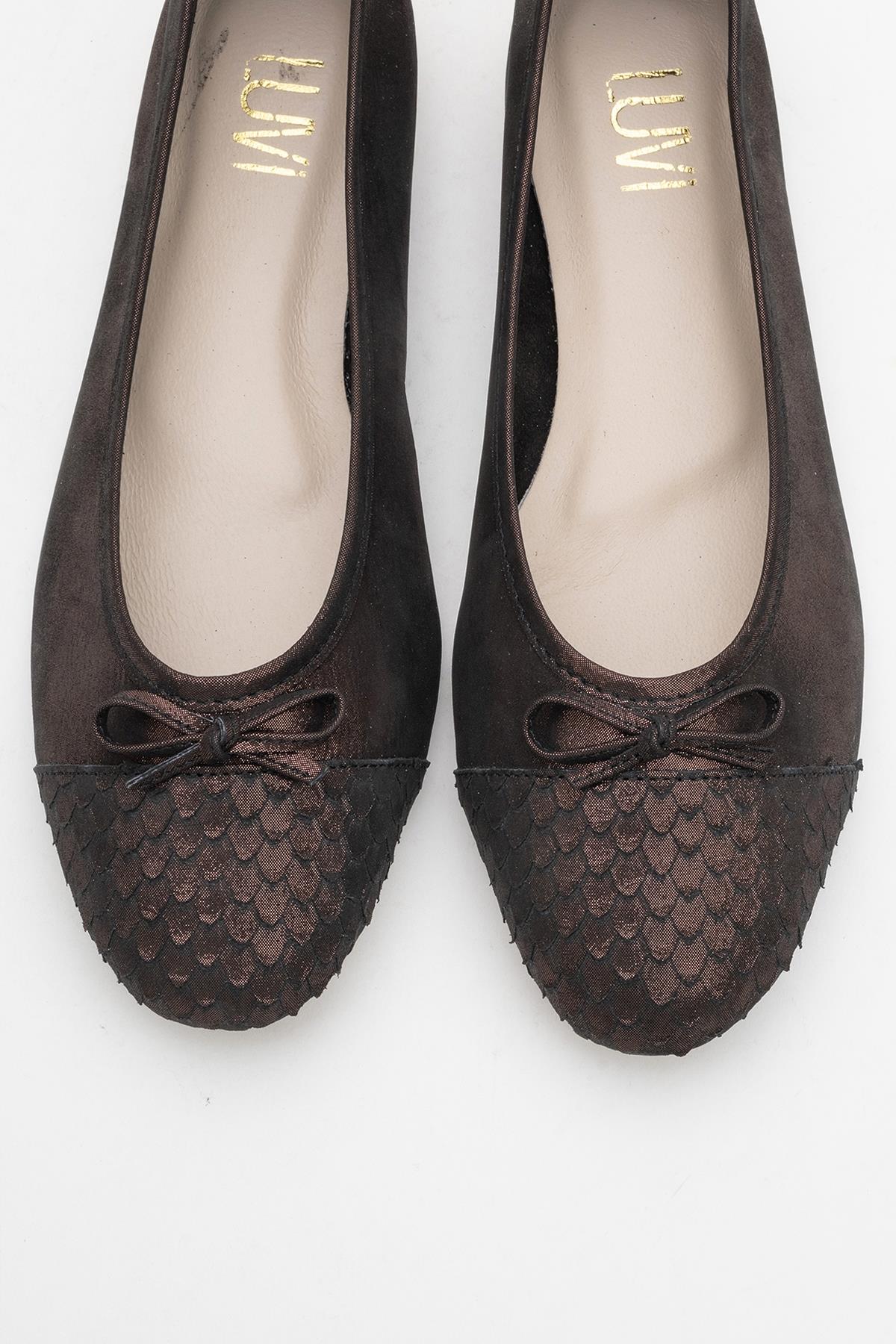 02 - Copper Metallic Genuine Leather Ballet Flat – side view showing leather, metallic, red, Vowalisse