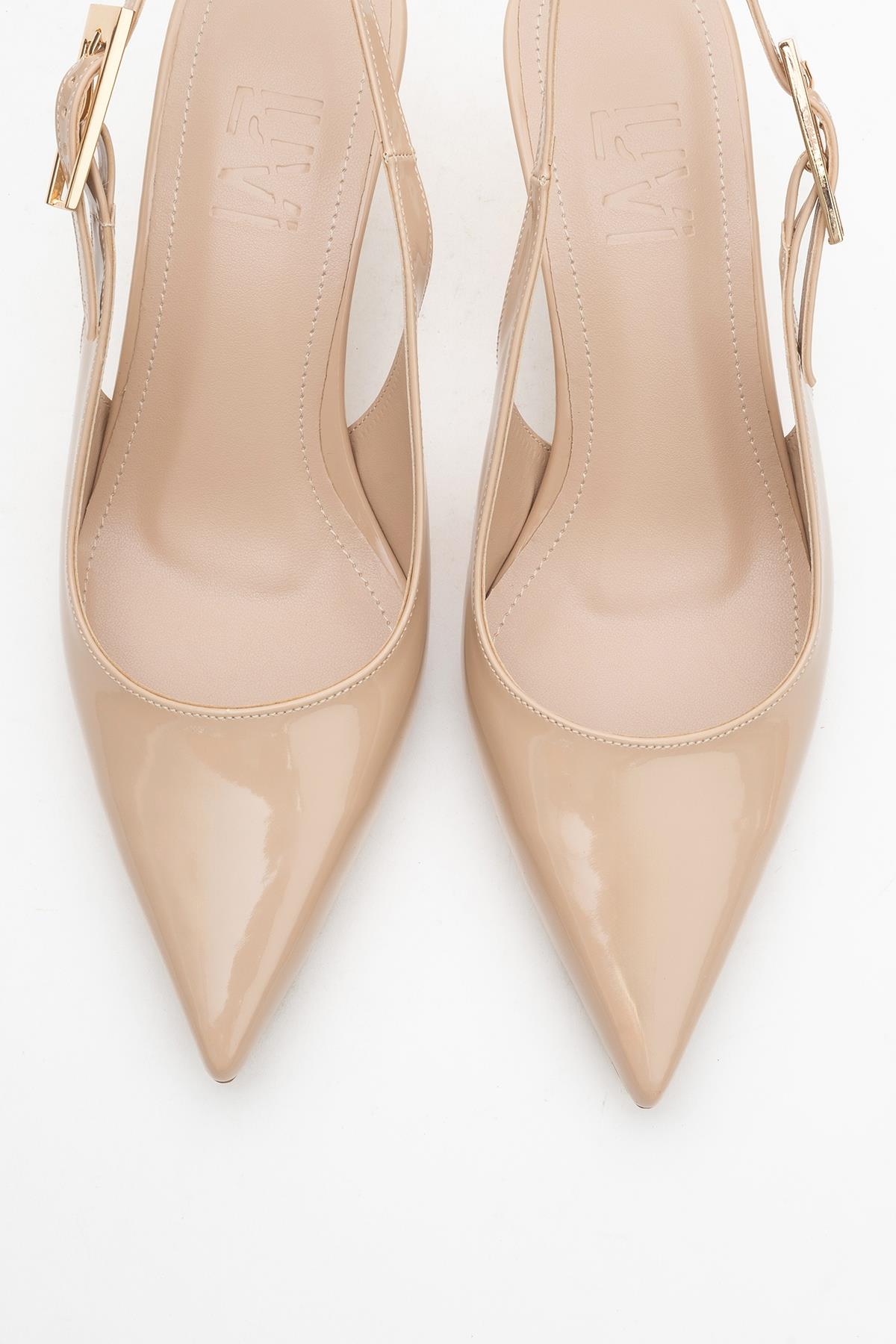Arty - Beige Patent Slingback Heeled Shoe – side view showing leather, Vowalisse