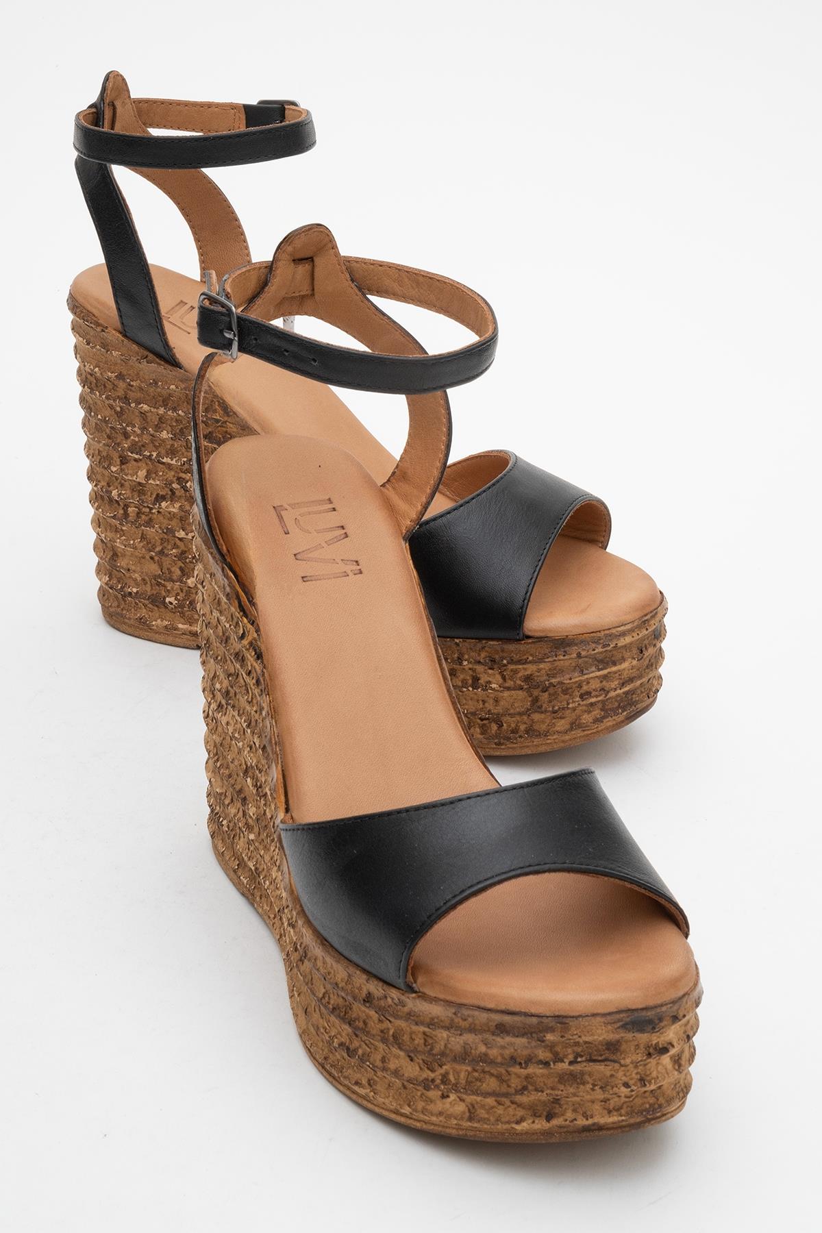Elsie - Black Wedge Leather Sandal – front three-quarter view showing leather, black, Vowalisse