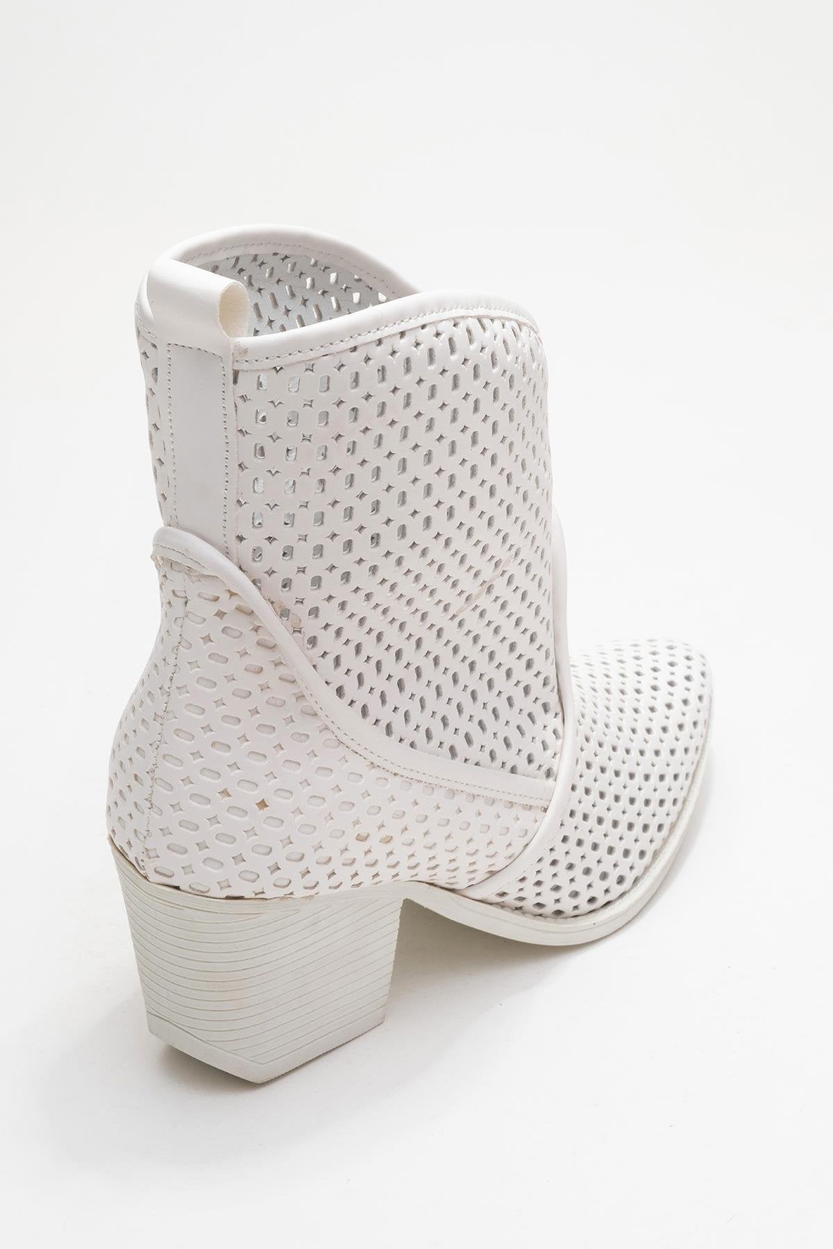 Pera White Block Heel Boot – back view showing leather, white, Vowalisse