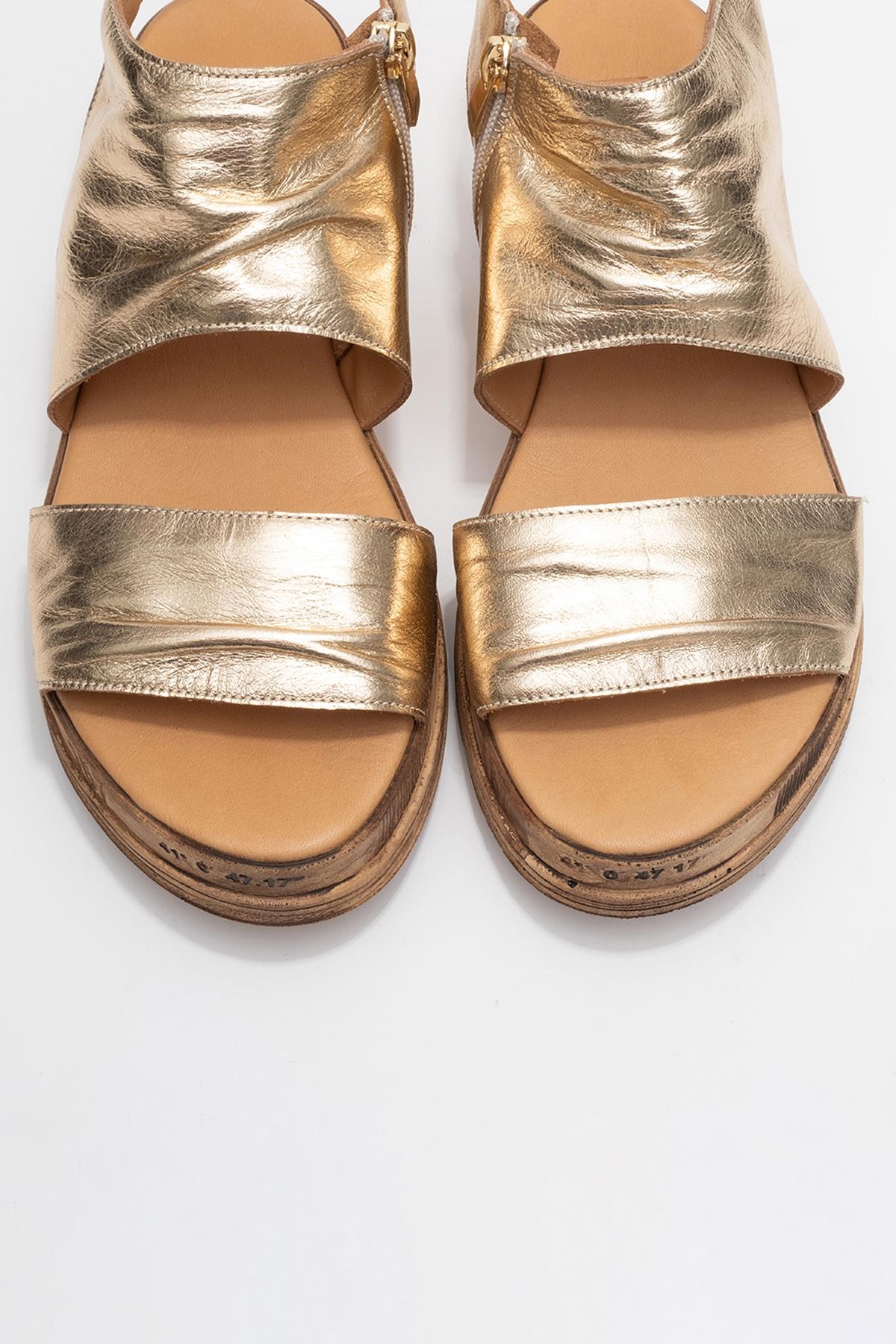 Lunas Gold Leather Side‑Zip Flat Heel Sandal – side view showing leather, gold, red, Vowalisse