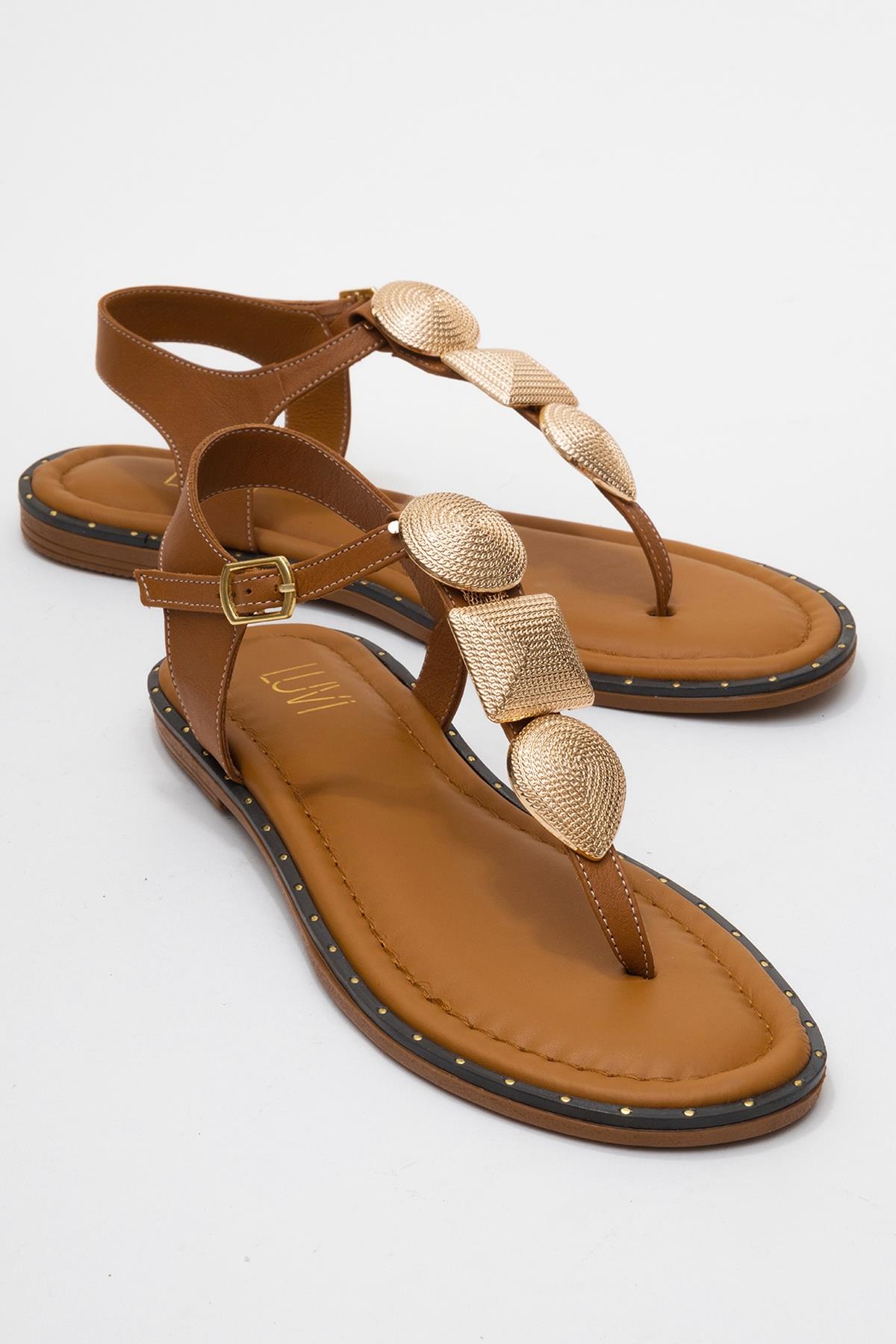 Giulia - Cognac Brown Leather Flat Sandal – front three-quarter view showing leather, gold, Vowalisse