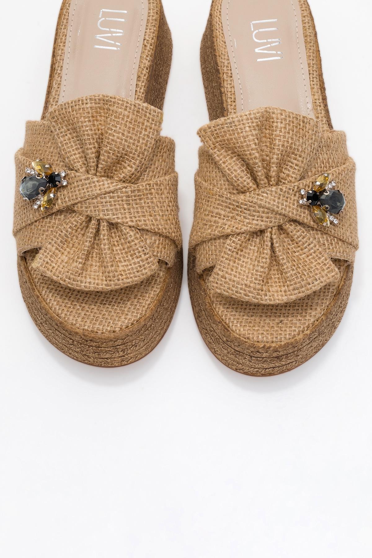Shara Beige Braided Bow & Bee Buckle Platform Sandal – side view showing bow, leather, red, Vowalisse
