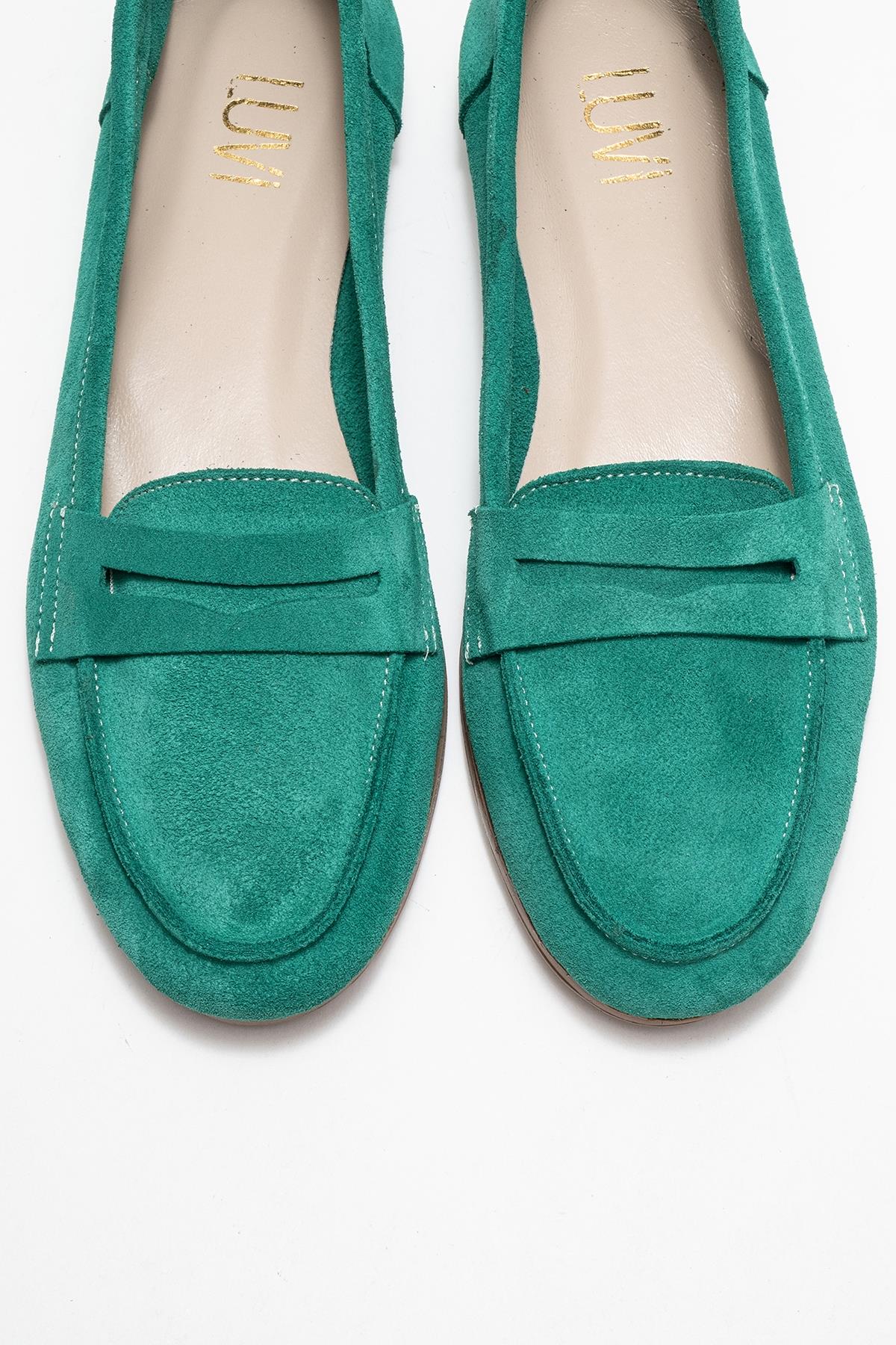F02 - Emerald Suede Genuine Leather Loafer – side view showing leather, suede, Vowalisse