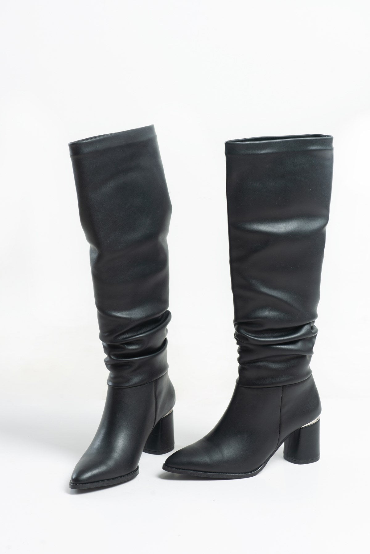 120 - Black Gusseted Block Heel Boot – front three-quarter view showing leather, black, Vowalisse