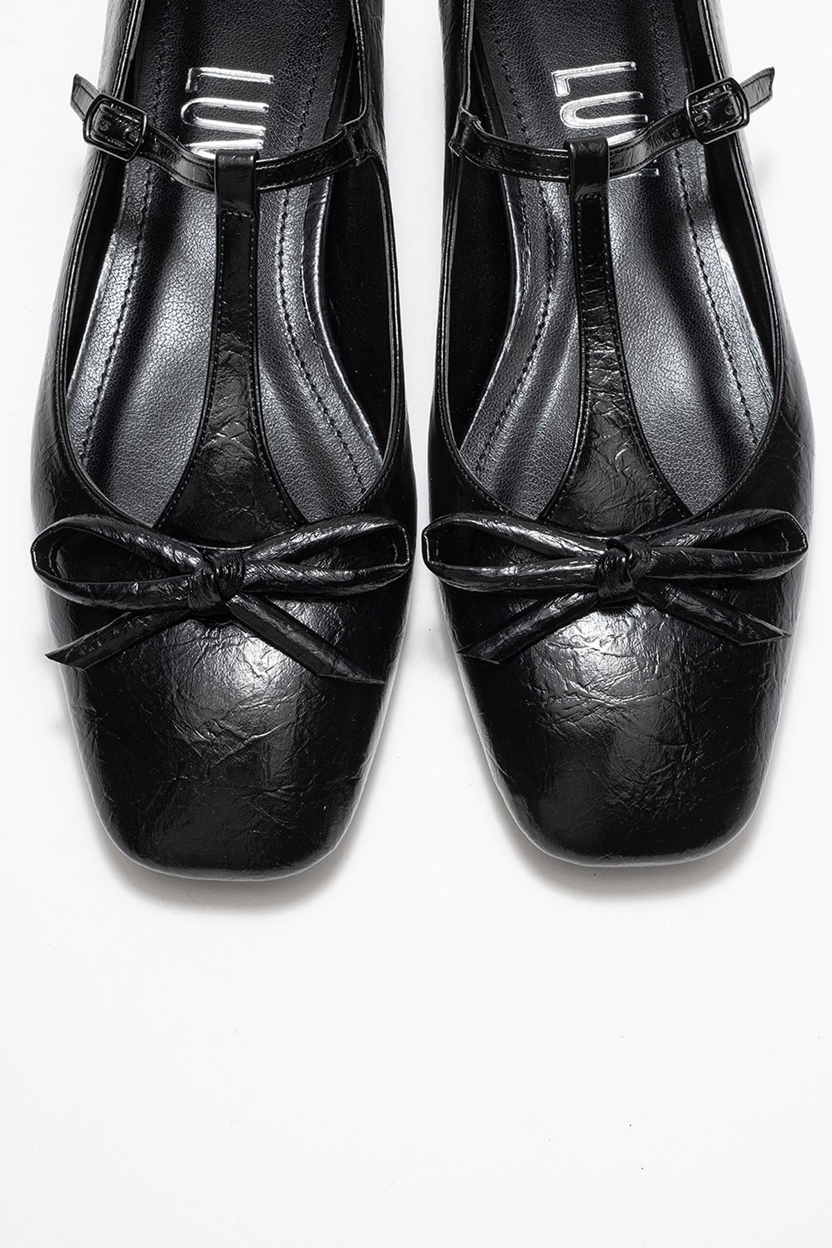 Lorena - Black Ballet Flat – side view showing bow, leather, black, Vowalisse