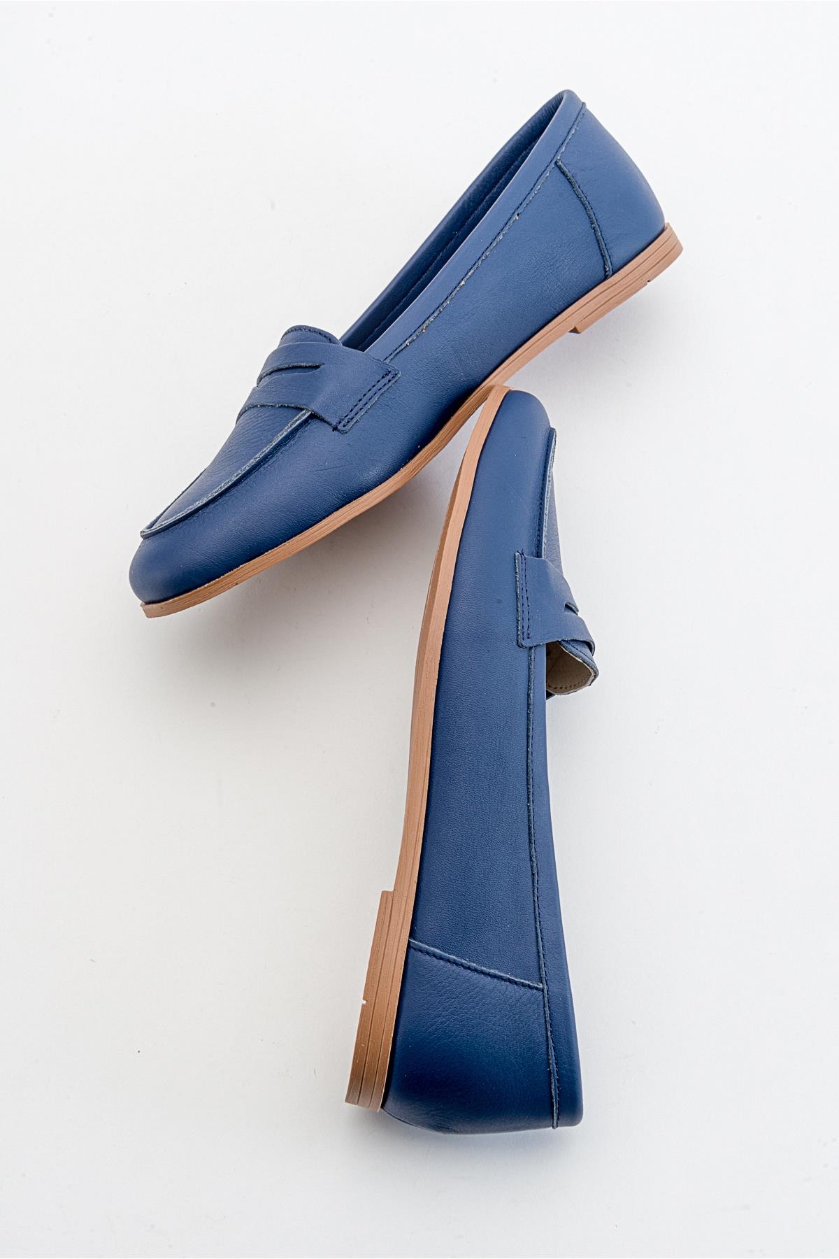 Dorothy - Navy Blue Leather Loafers – detail view showing leather, suede, blue, Vowalisse