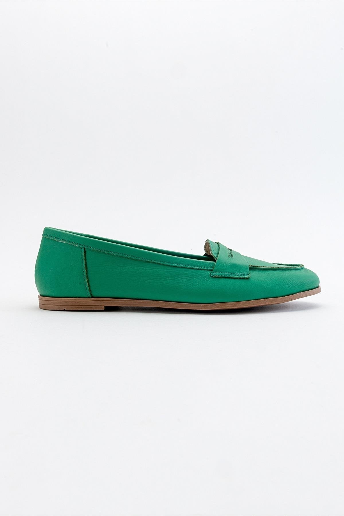 Dorothy - Green Leather Loafers – top view showing leather, suede, green, Vowalisse