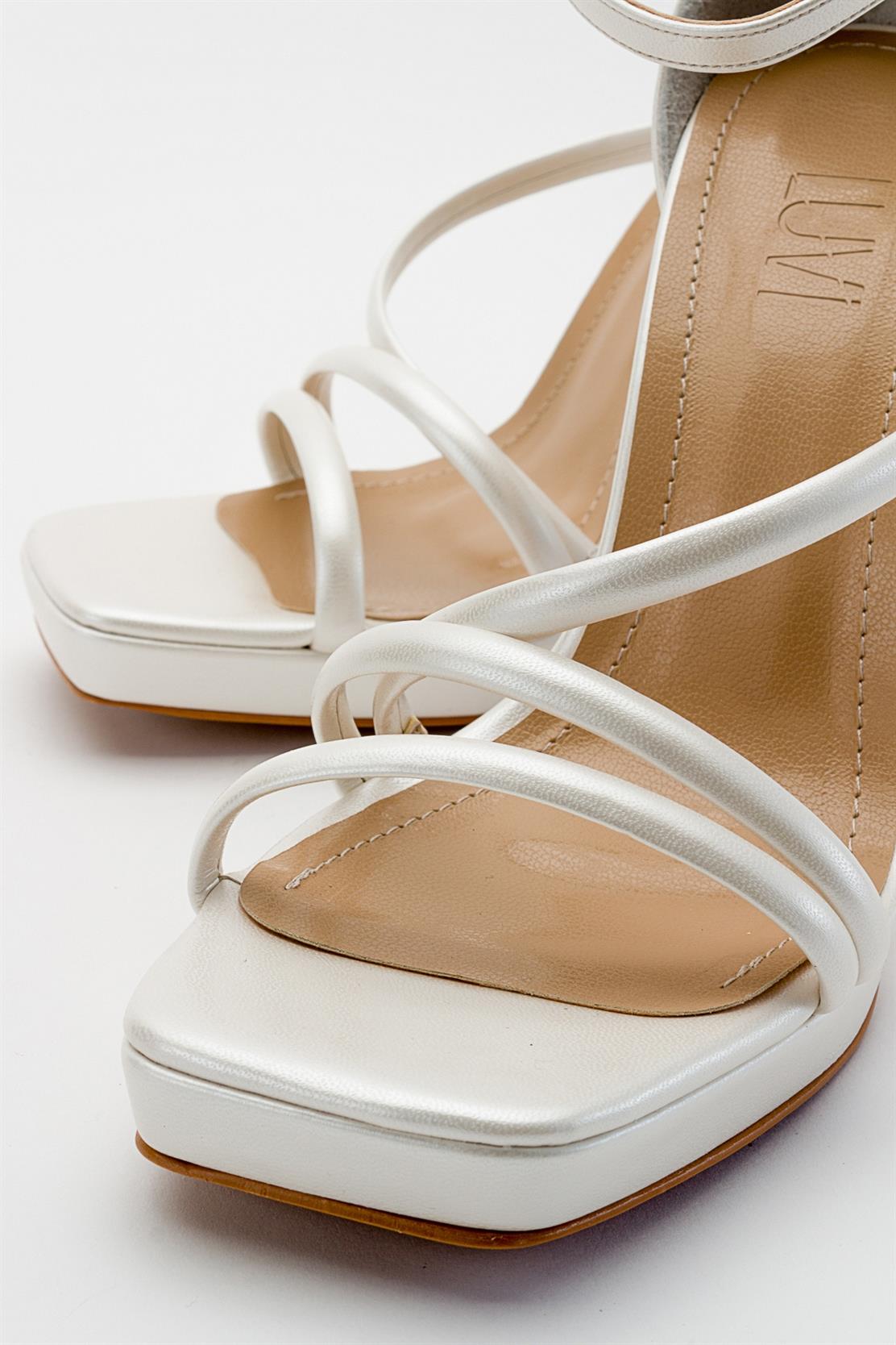 Shelp - Pearl High Heel Shoe – detail view showing pearl, leather, Vowalisse