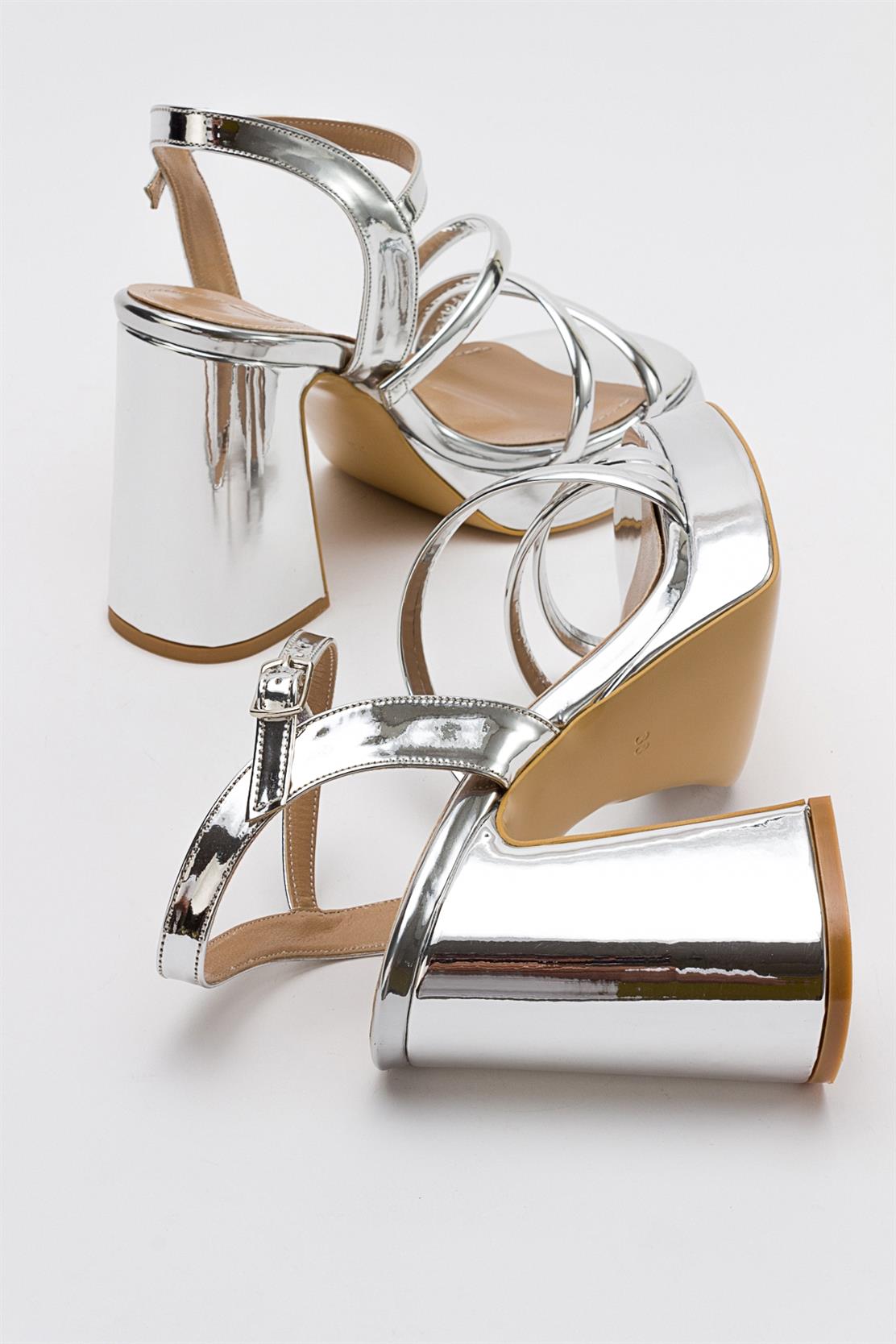 Heas Silver Platform Sandal – side view showing leather, silver, Vowalisse