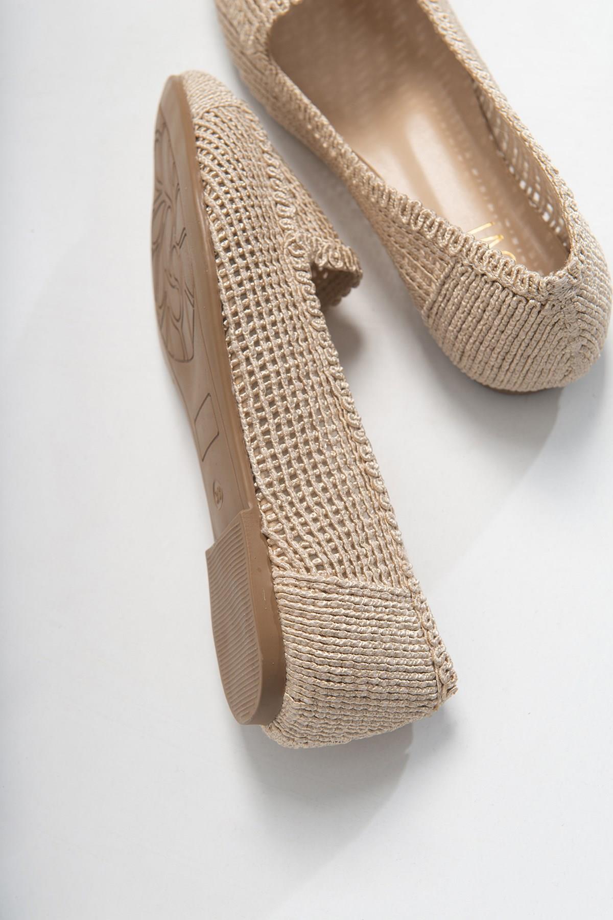 Mira Cream Beige Knit Ballet Flat – heel view showing leather, Vowalisse