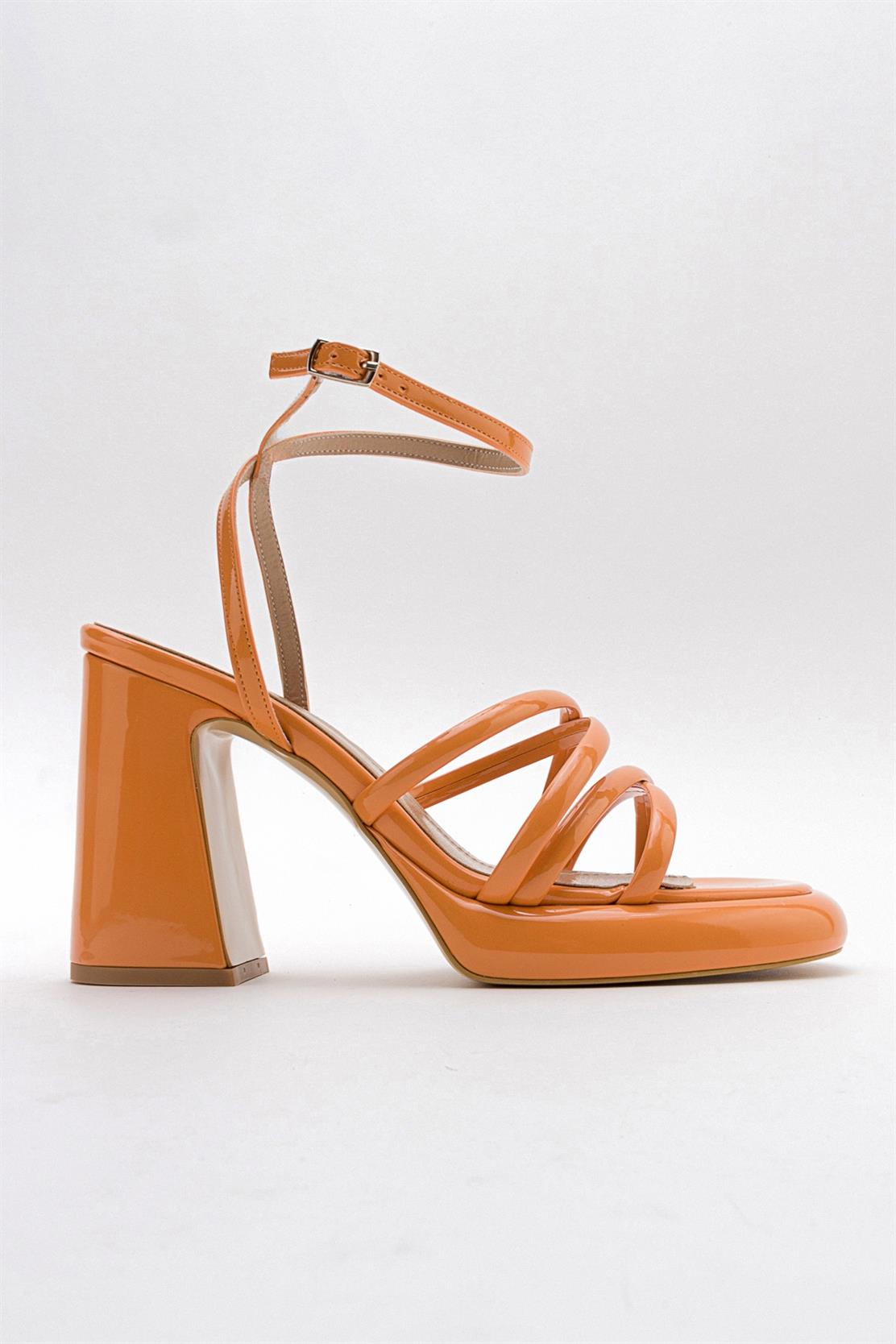 Oppe - Orange Patent Platform High-Heel Shoe – sole view showing leather, Vowalisse