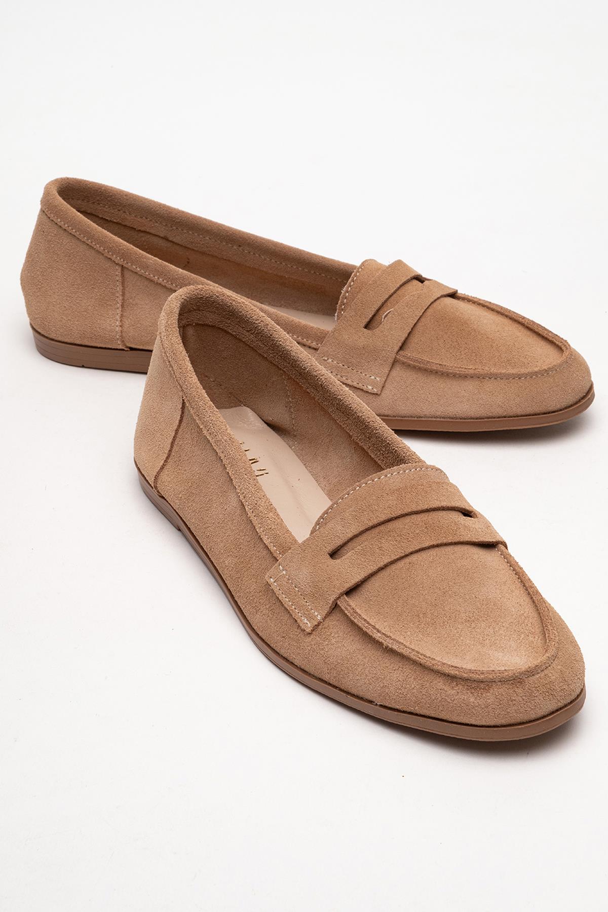 Dorothy - Camel Suede Leather Loafers – front three-quarter view showing leather, suede, Vowalisse