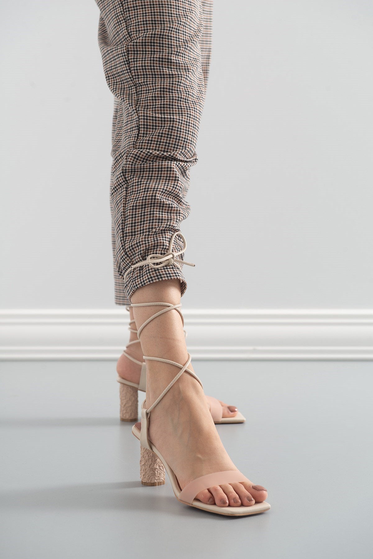 Rhea Beige Block Heel Sandal – sole view showing leather, Vowalisse