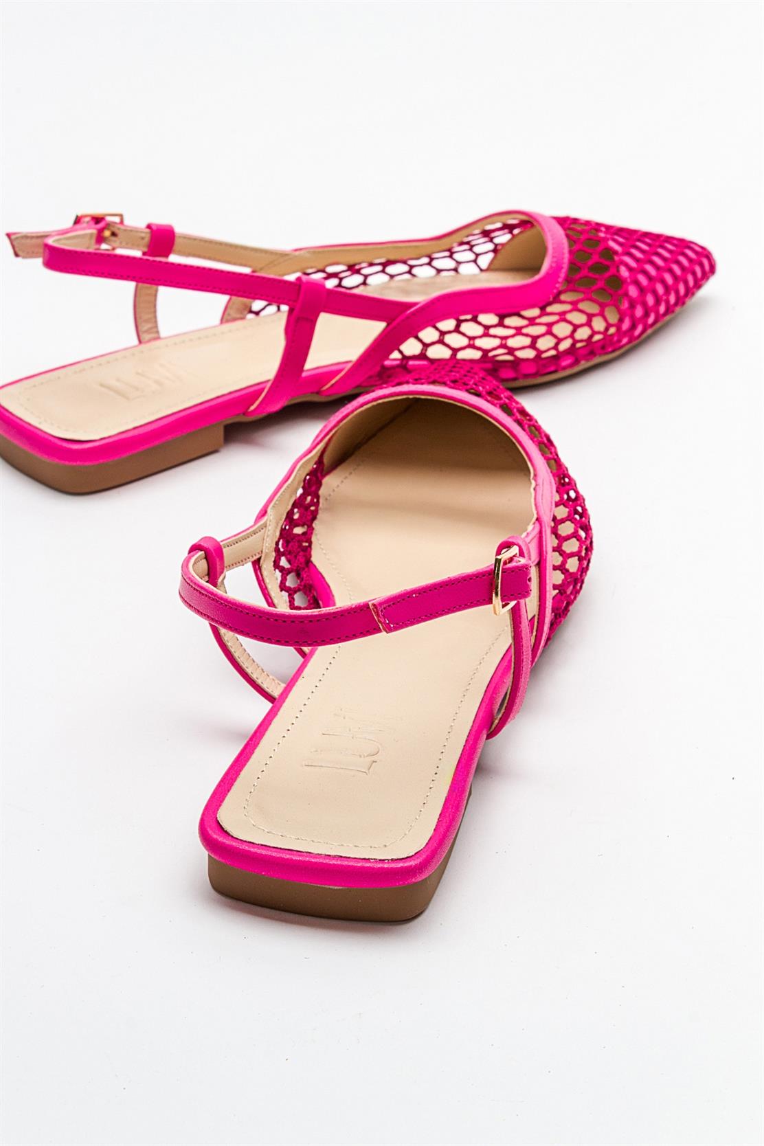 Brace Fuchsia Mesh Flat Sandal – back view showing leather, mesh, Vowalisse