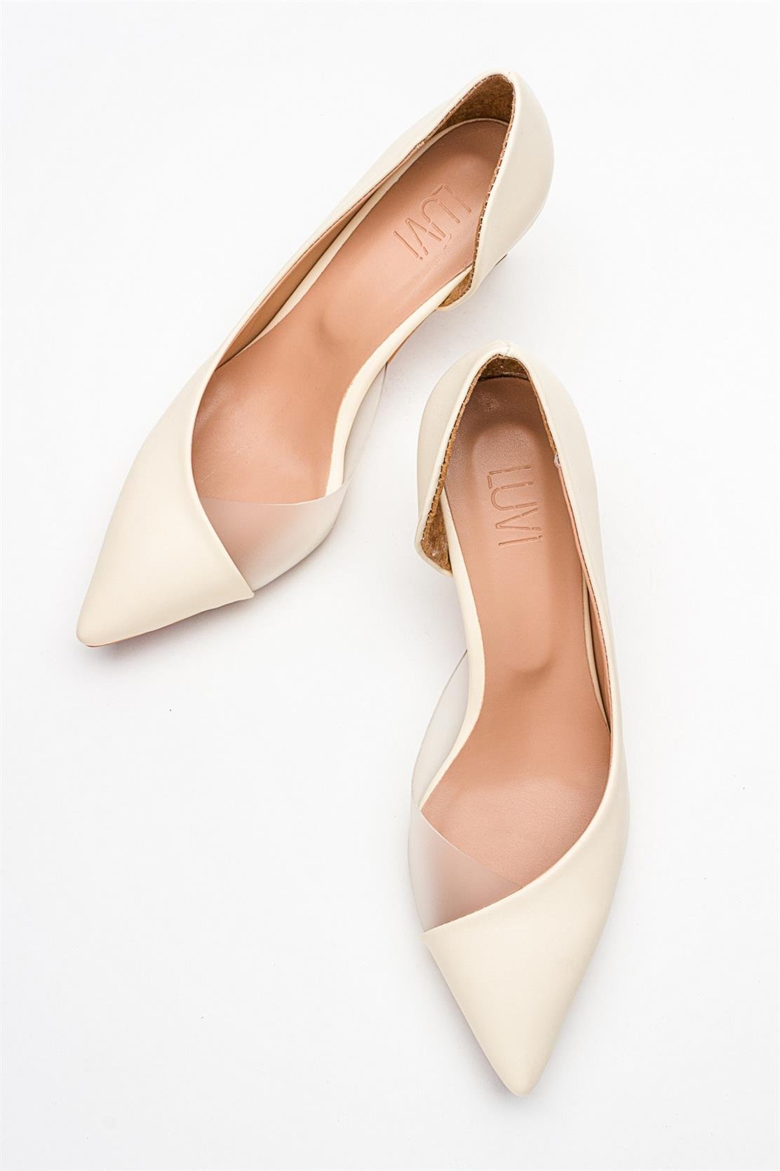 Vera Cream Glitter Pointed Toe Pump – heel view showing leather, glitter, Vowalisse