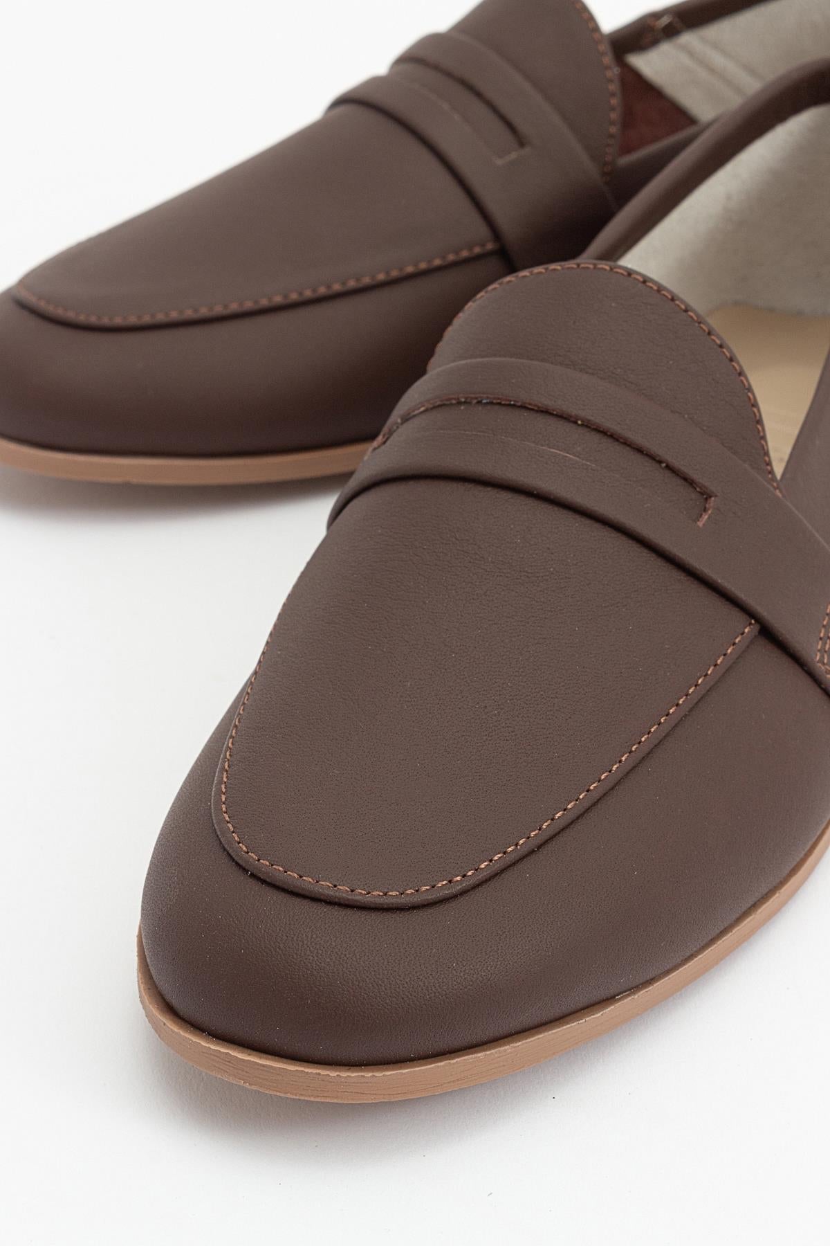 F05 - Brown Genuine Leather Loafer – back view showing leather, Vowalisse