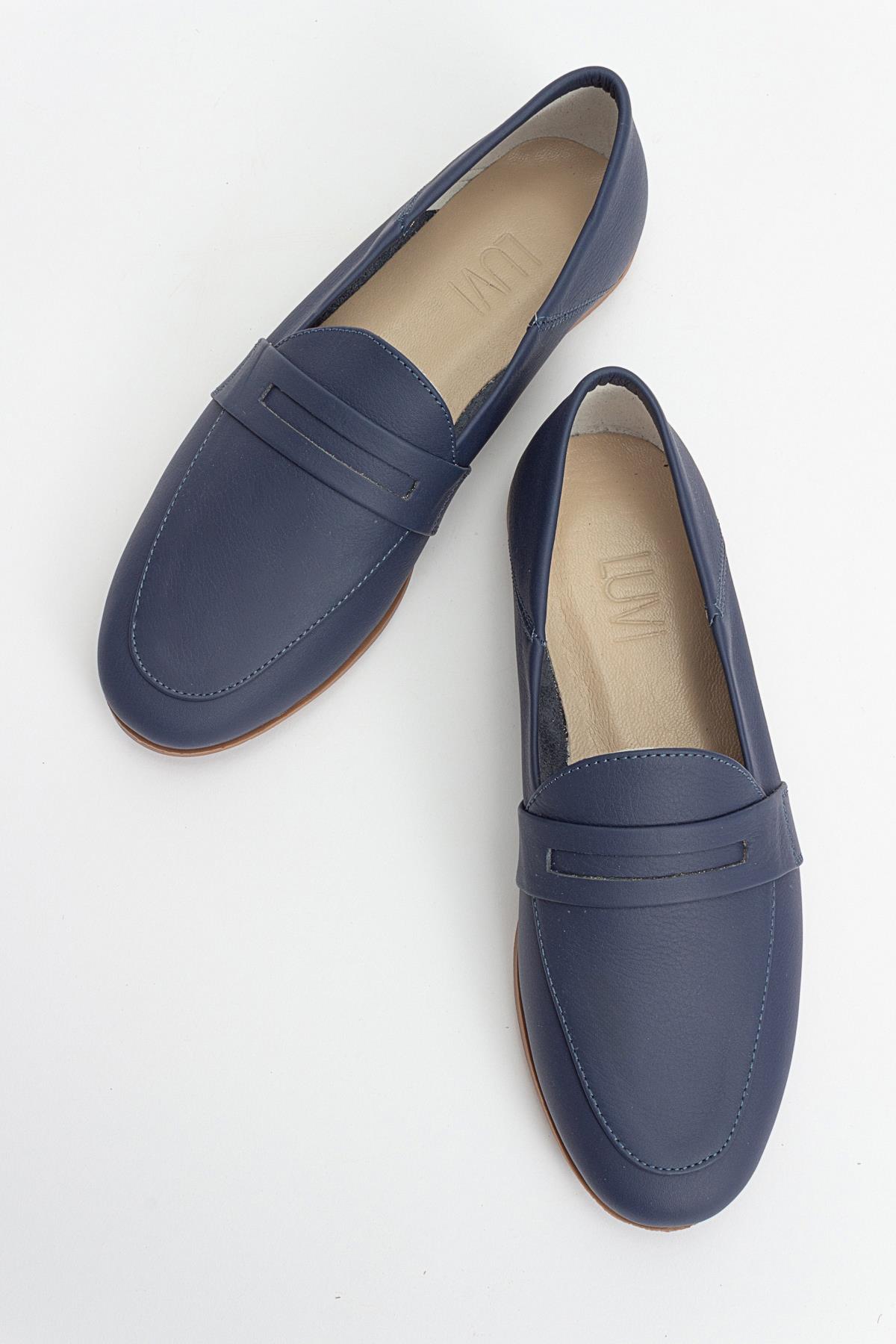 F05 - Navy Genuine Leather Loafer – side view showing leather, Vowalisse