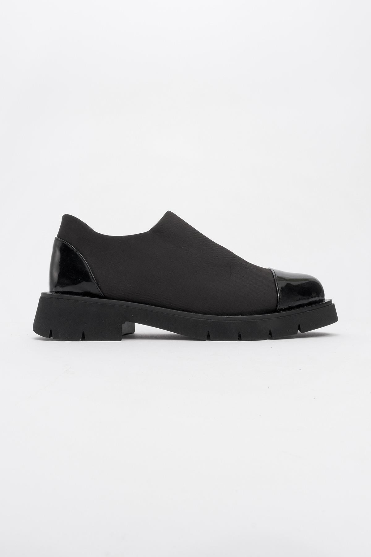 Panola - Black Patent Scuba Everyday Shoe – heel view showing leather, black, Vowalisse