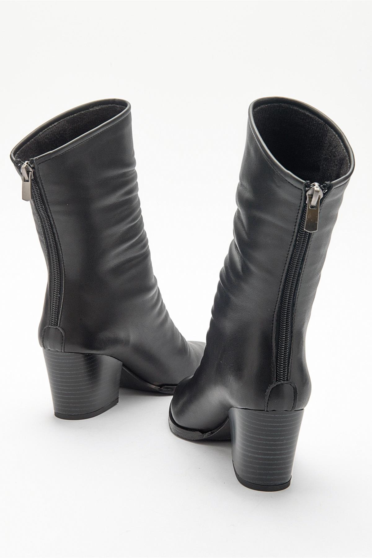 Laval - Black Boot – back view showing leather, black, Vowalisse