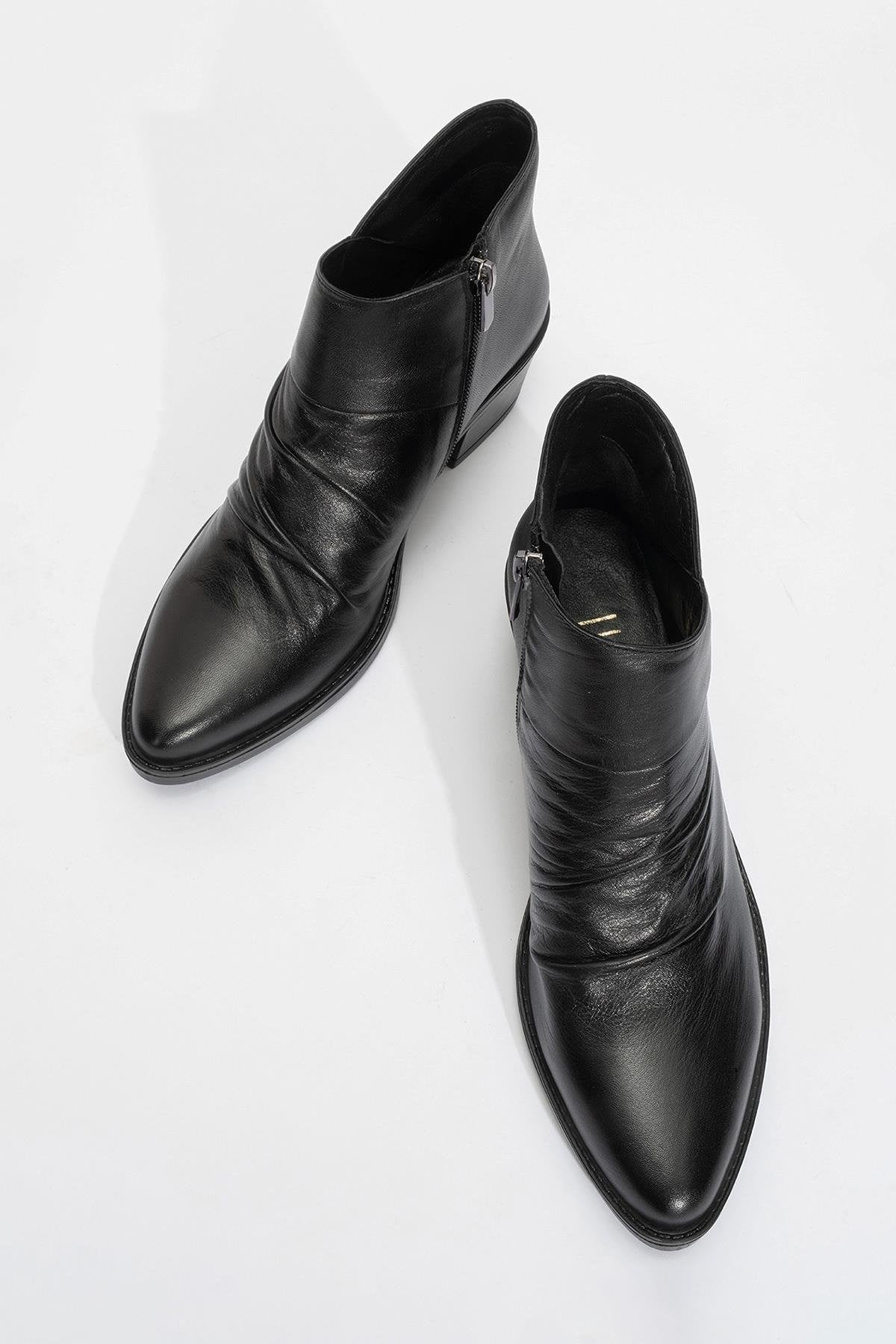 Rule - Black Genuine Leather Block Heel Boot – side view showing leather, black, Vowalisse
