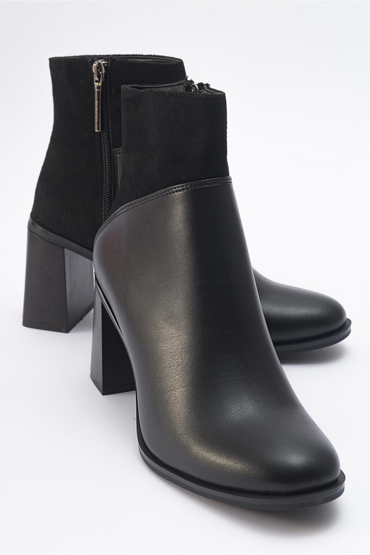 Ropa - Black Heeled Boot – front three-quarter view showing leather, black, Vowalisse