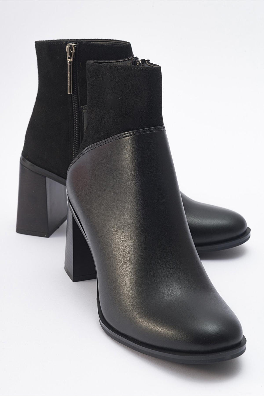 Ropa - Black Heeled Boot