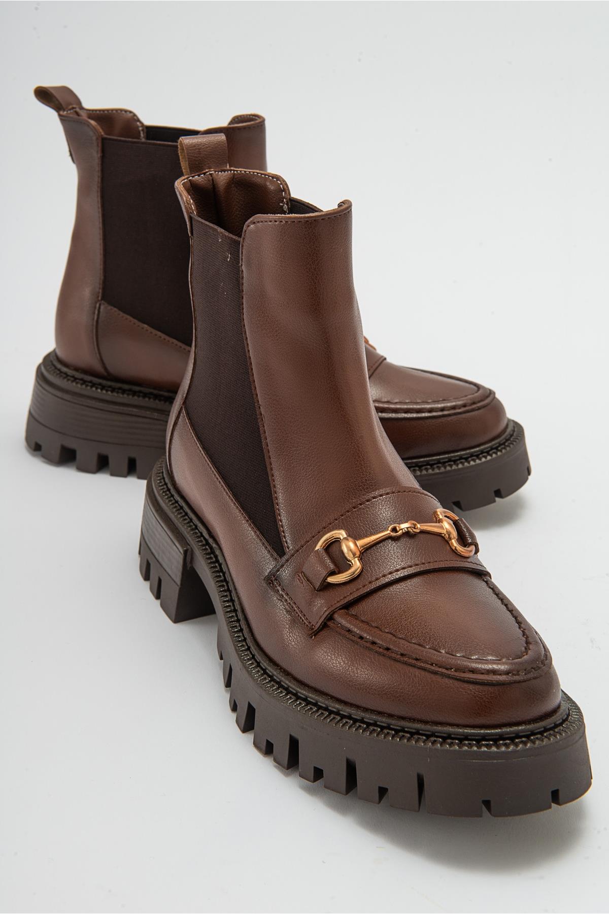 Vesper Cognac Brown Buckled Chelsea Boot – front three-quarter view showing leather, Vowalisse