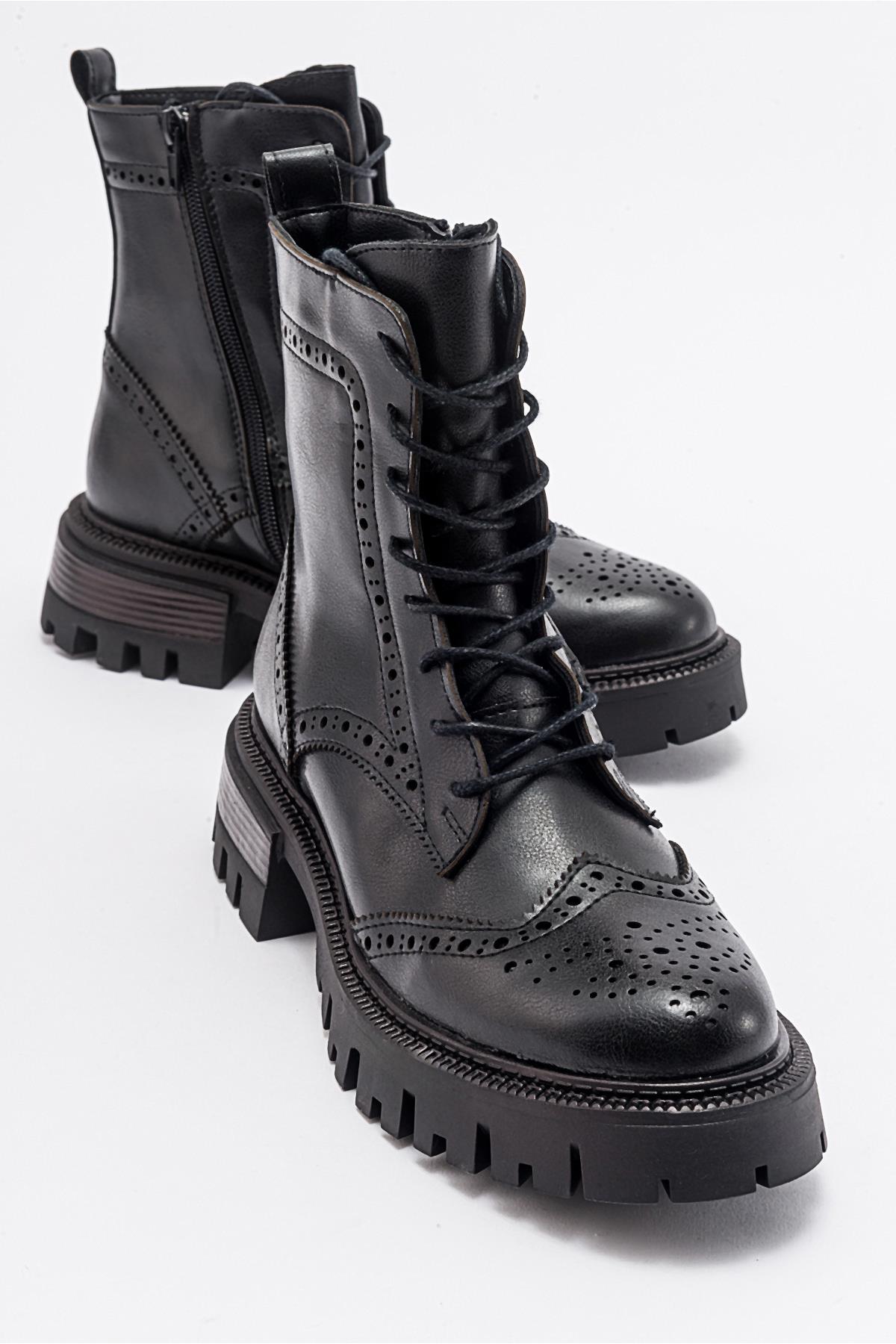 Coralo Black Lace‑Up Combat Boot – front three-quarter view showing lace, leather, black, Vowalisse