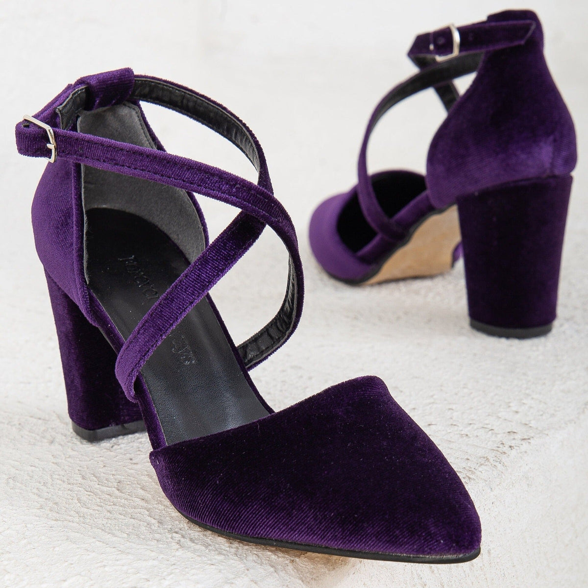 Sina - Purple Velvet Shoes – back view showing velvet, Vowalisse