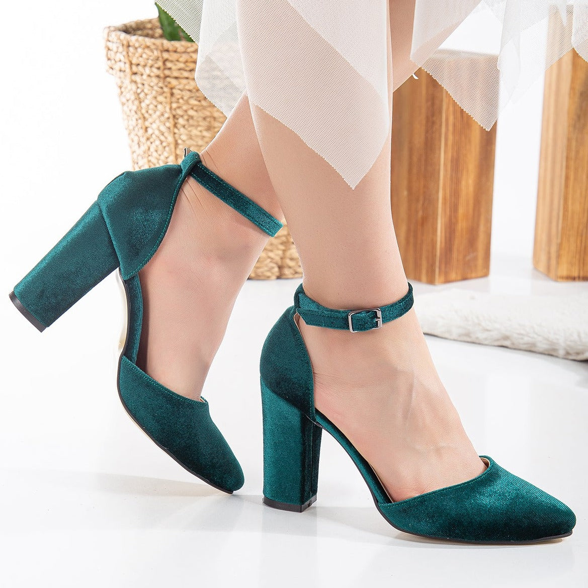 Gisele - Emerald Green Wedding High Heels – side view showing velvet, green, Vowalisse