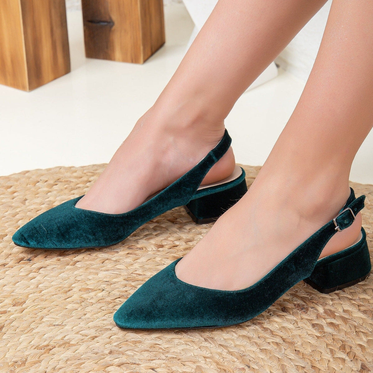 Emma - Green Velvet Slingback Shoes – heel view showing velvet, green, Vowalisse