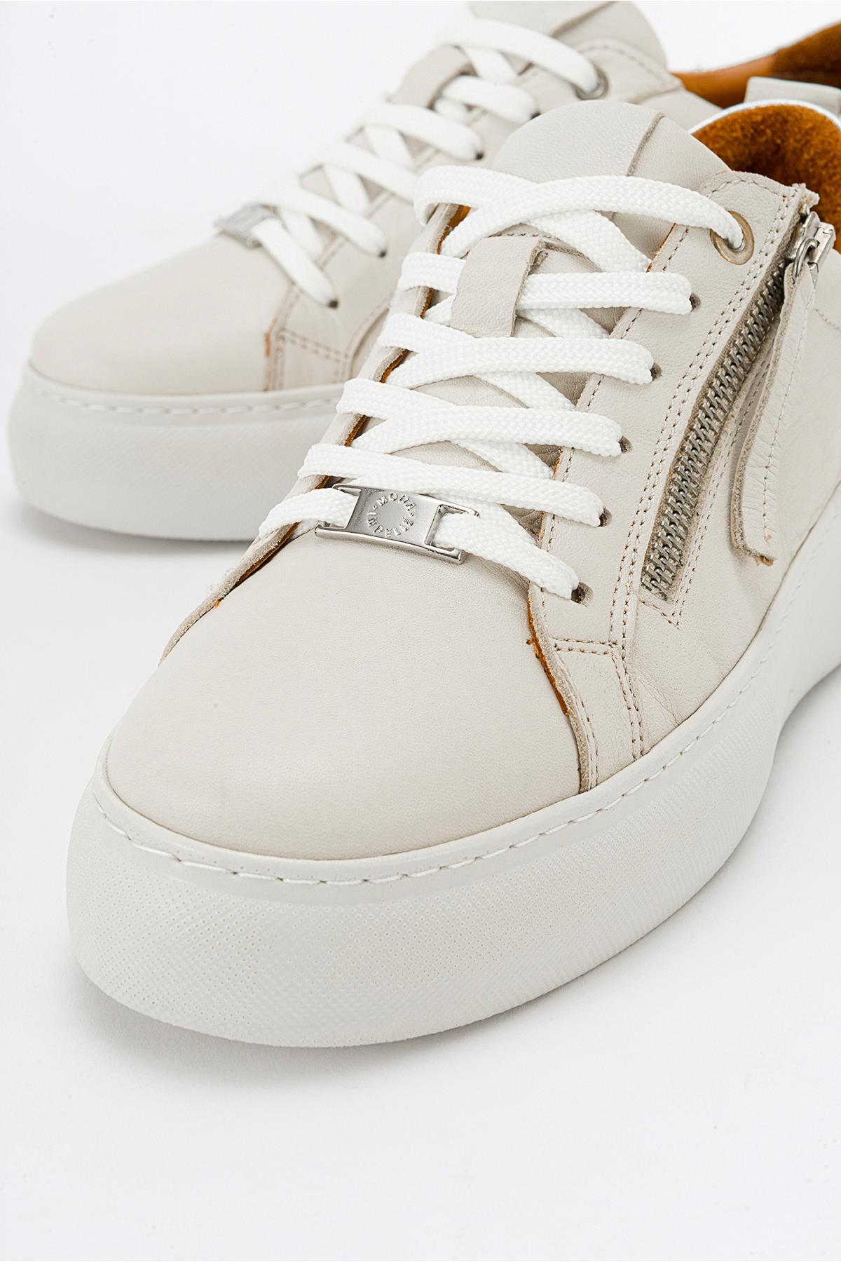 Allie - Beige Leather Zip Sneaker – back view showing leather, Vowalisse