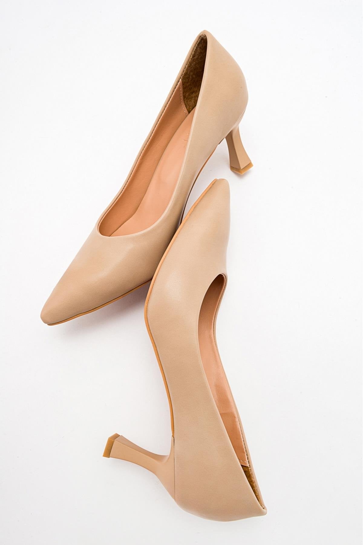 Pedra - Nude Heeled Shoe – heel view showing leather, nude, Vowalisse