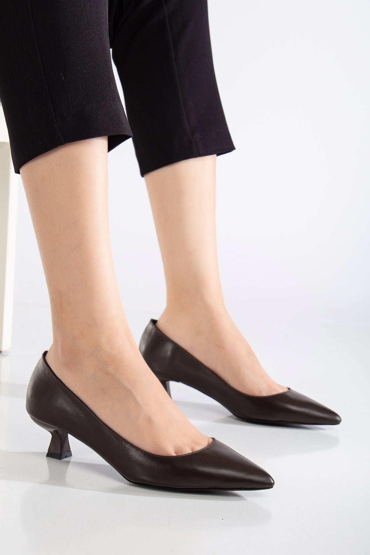 Helly - Brown Leather Stiletto Pumps – side view showing leather, red, Vowalisse