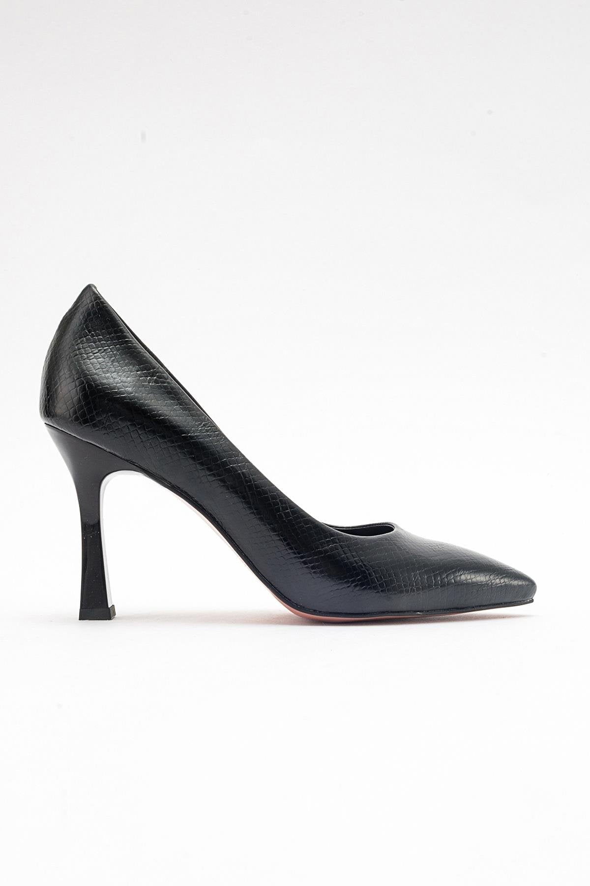 Forest Black Pointed Toe Pump – top view showing leather, black, Vowalisse