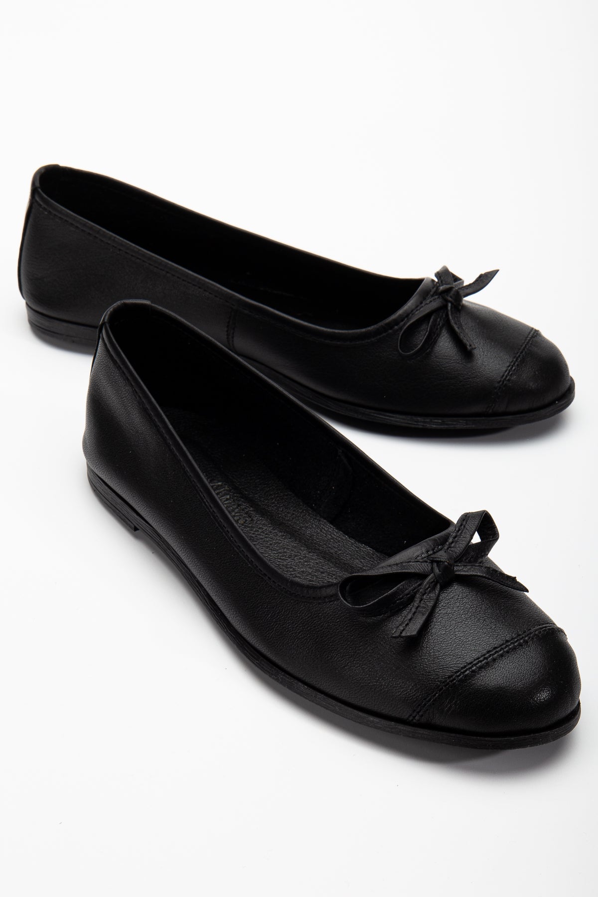 Brooklyn - Black Ballerina Flats – front three-quarter view showing bow, leather, suede, Vowalisse