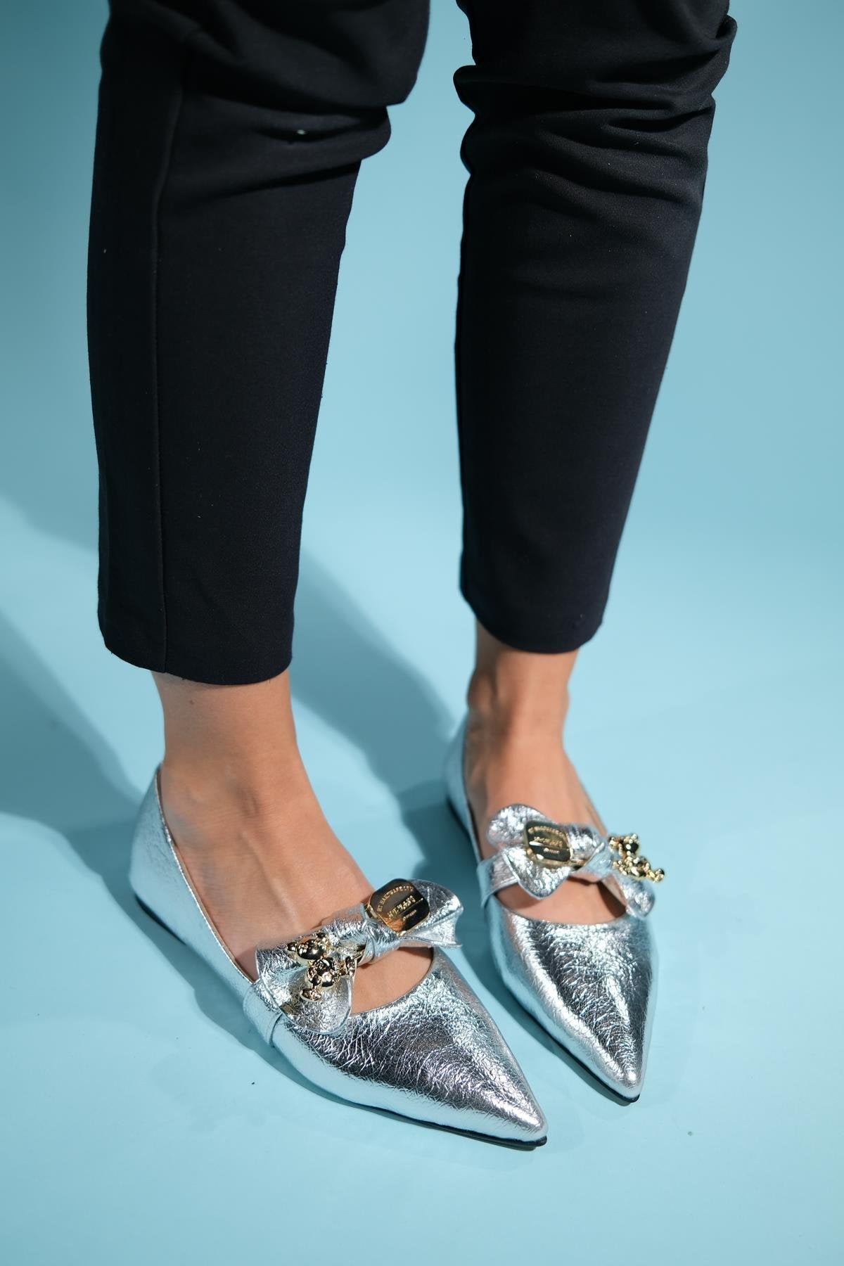 Helsi - Silver Ballet Flat – heel view showing leather, silver, Vowalisse