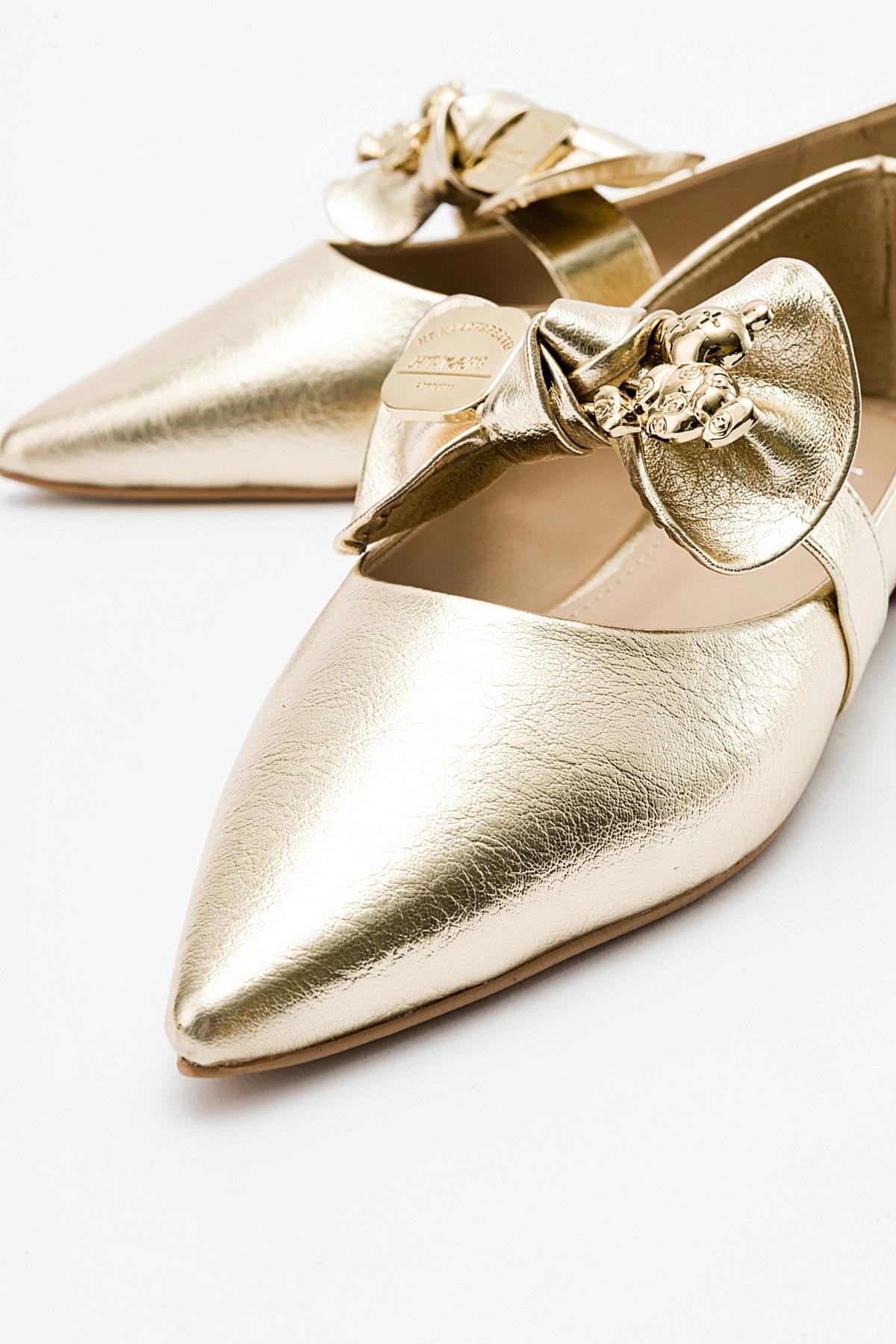 Helsi - Gold Bow Ballet Flat – heel view showing bow, leather, gold, Vowalisse
