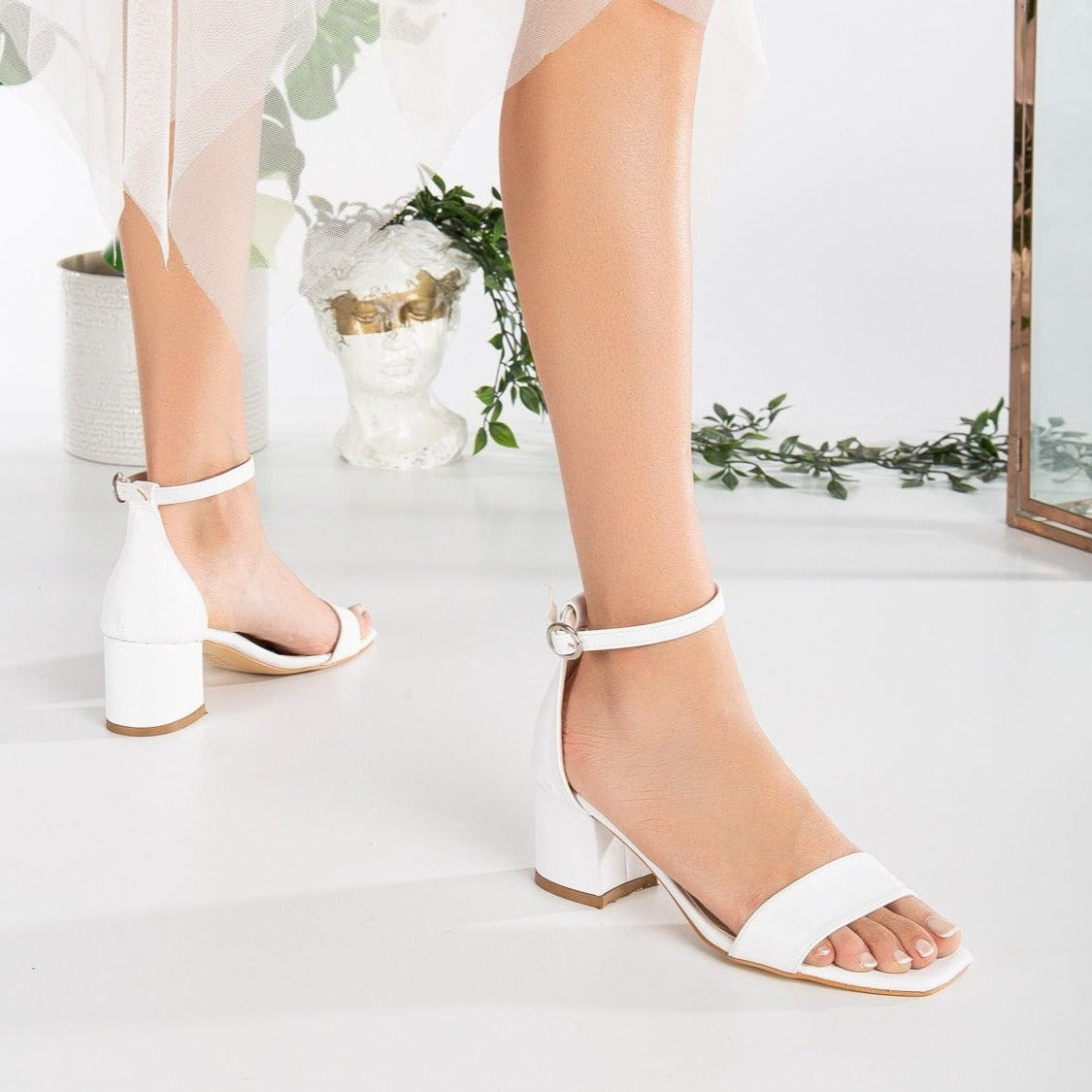 Iva - White Low Heel – side view showing lace, leather, white, Vowalisse