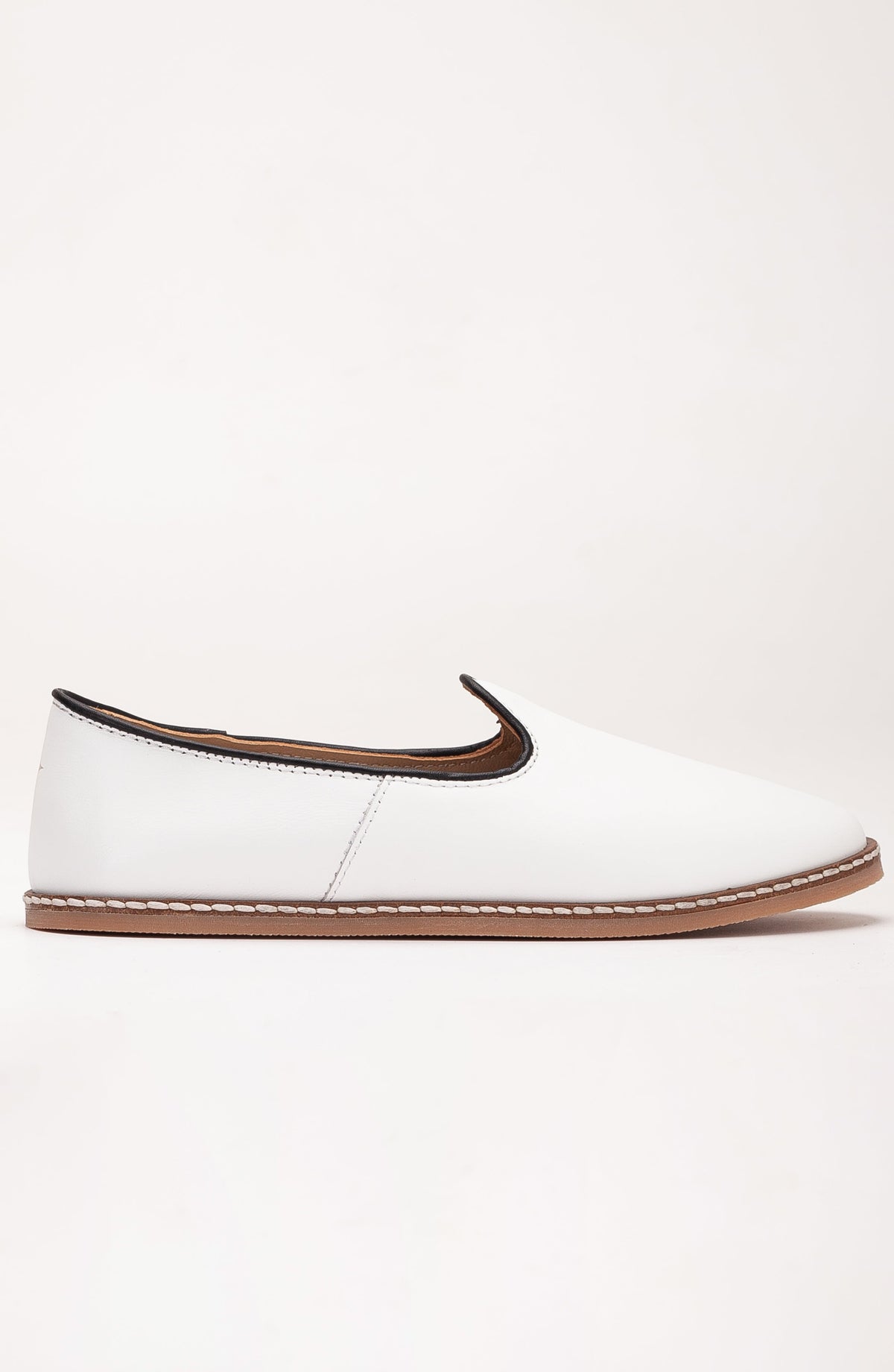 Dalya - White Leather Slip On – front three-quarter view showing leather, white, red, Vowalisse