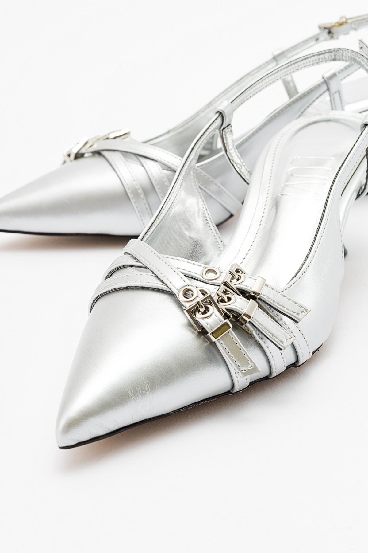Woss - Silver Leather-Effect Belt Detail Heeled Shoe – heel view showing leather, silver, Vowalisse