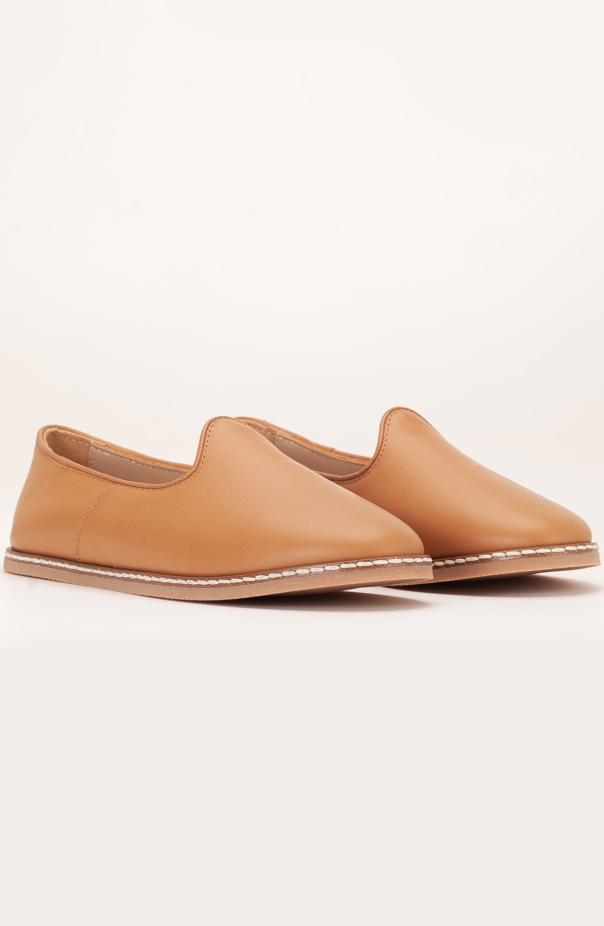 Dalya - Cognac Brown Leather Slip On – detail view showing leather, red, Vowalisse
