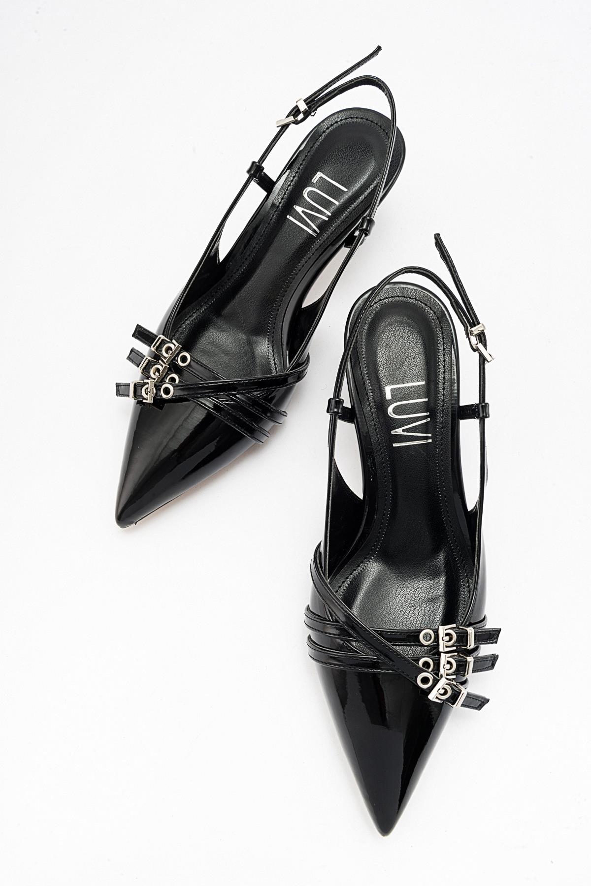 Woss - Black Patent Belt Detail Heeled Shoe – heel view showing leather, black, Vowalisse