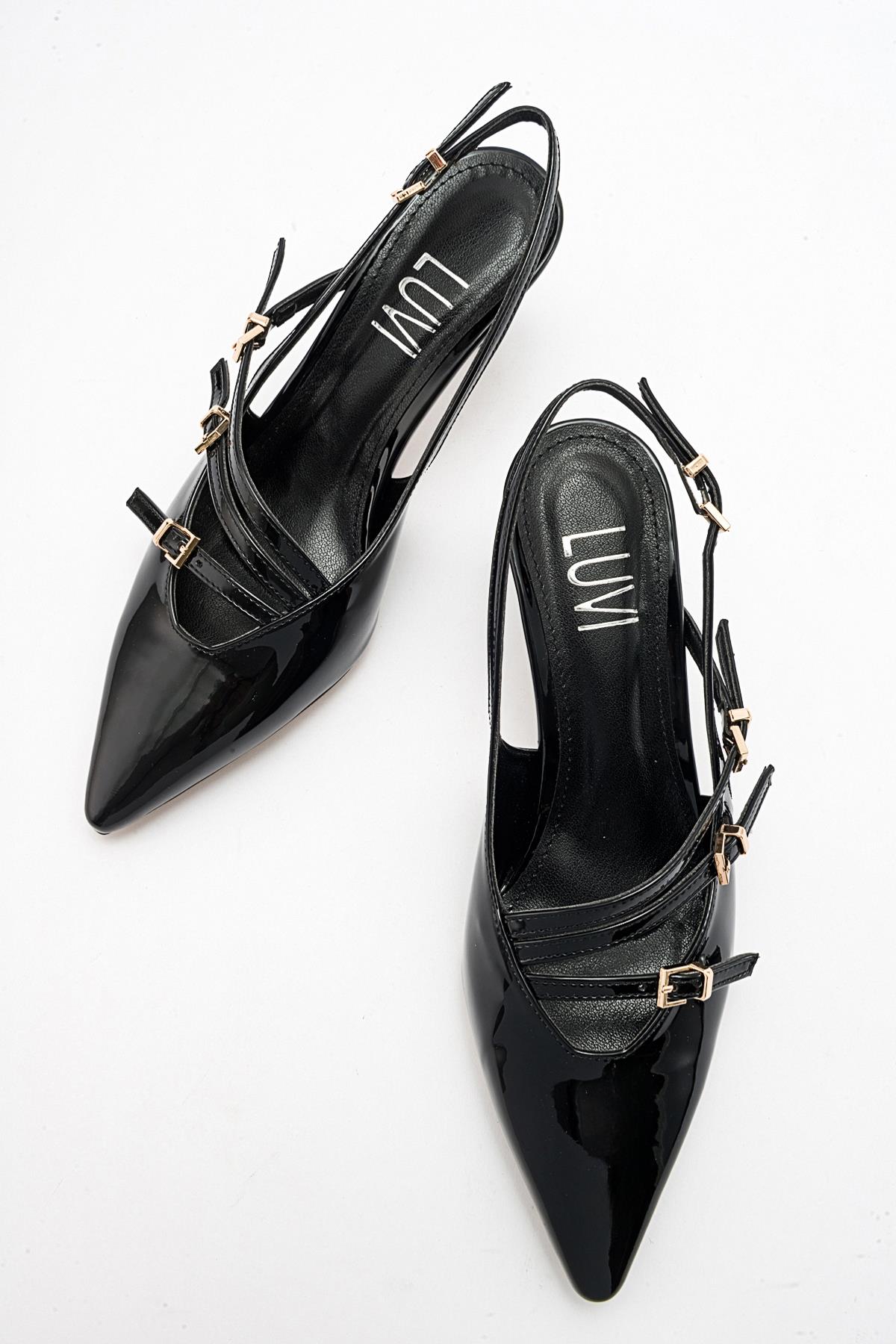 Magra Black Patent Pointed-Toe Slingback Stiletto – detail view showing leather, black, red, Vowalisse
