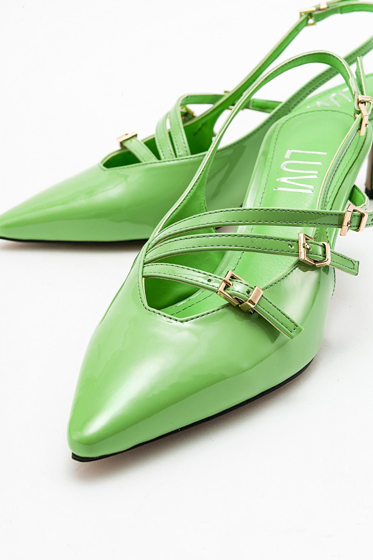 Magra Green Patent Pointed-Toe Slingback Stiletto – side view showing leather, red, green, Vowalisse