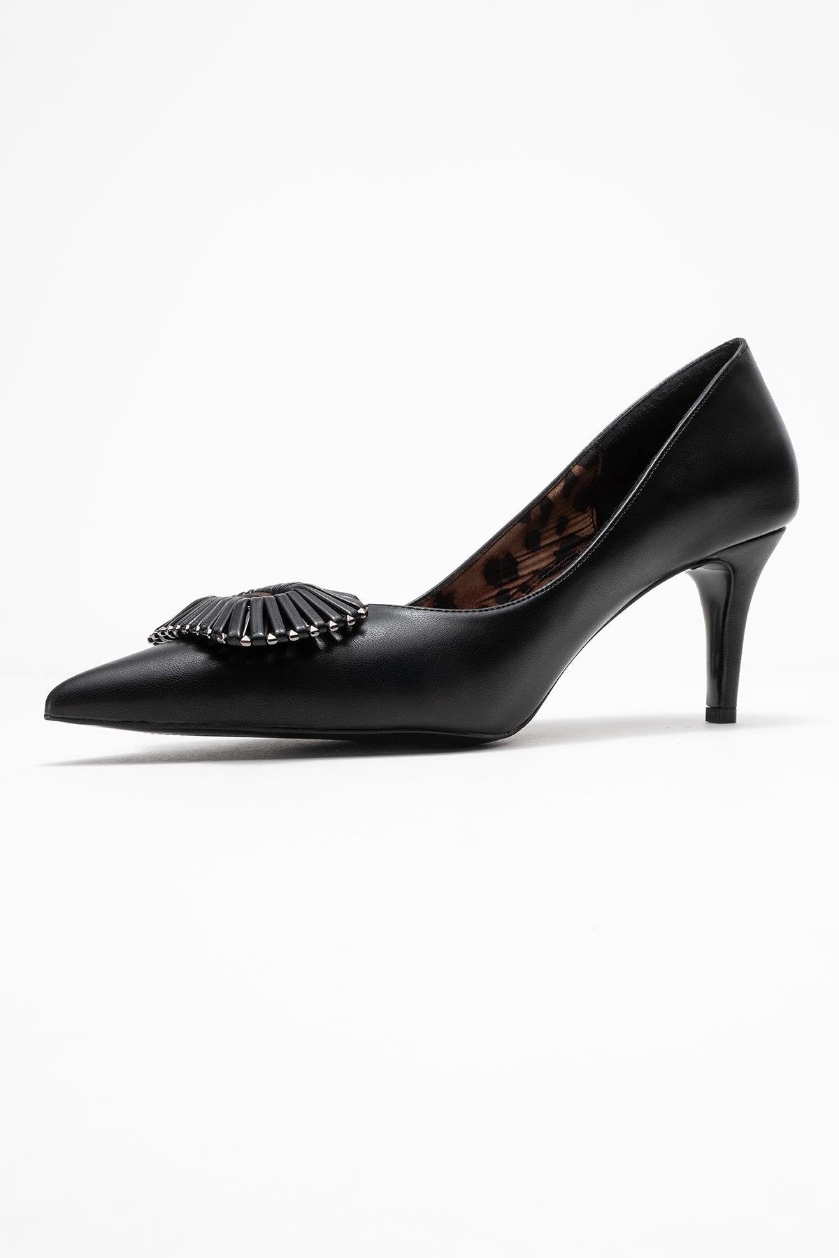 Great - Black Buckle Heeled Shoe – heel view showing leather, black, Vowalisse