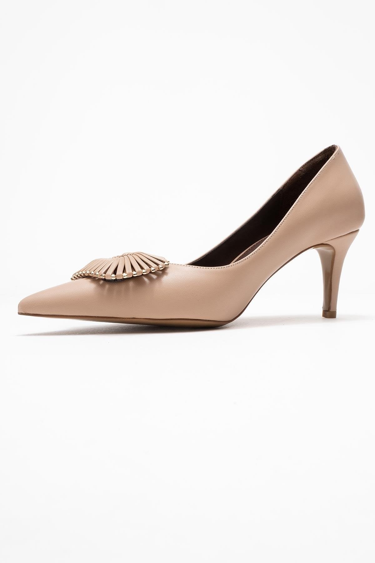 Great - Beige Brown Buckle Heeled Shoe – heel view showing leather, Vowalisse