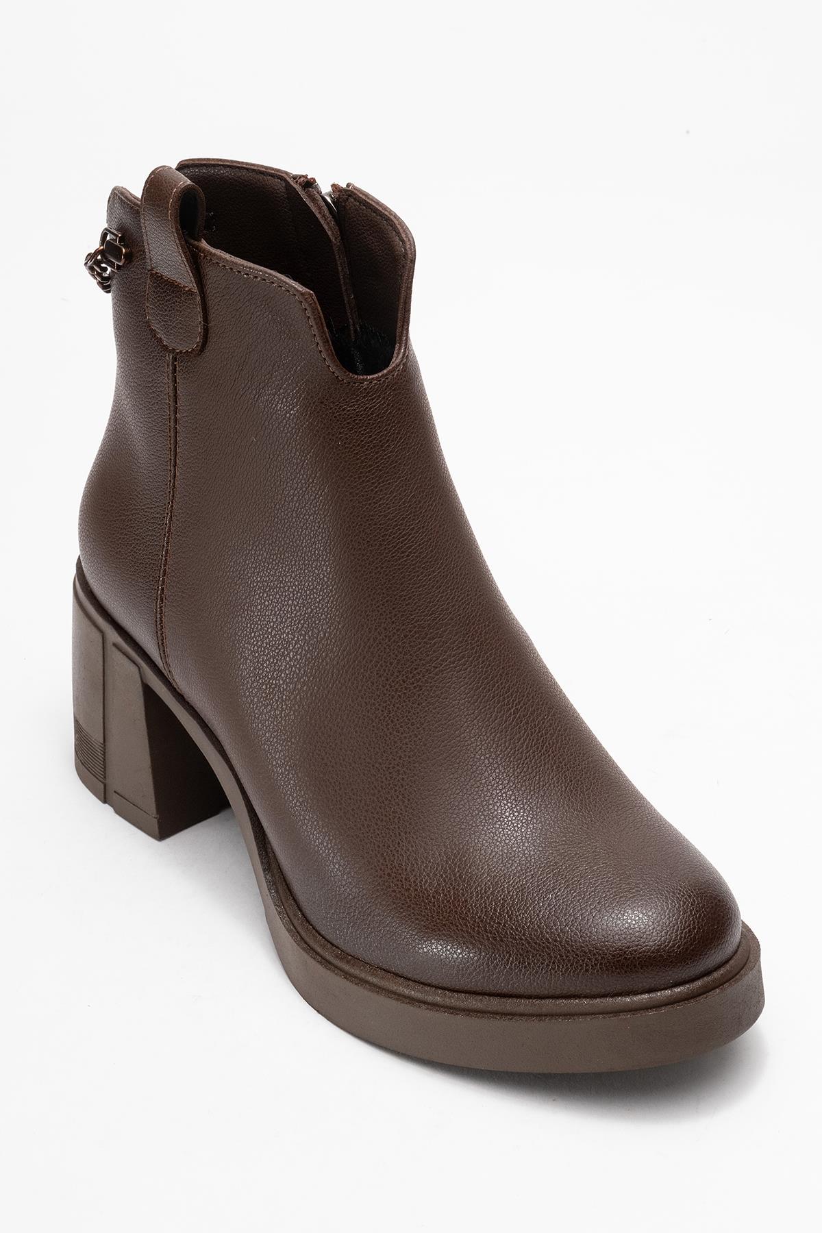 Mier - Brown Ankle Boot – detail view showing leather, Vowalisse